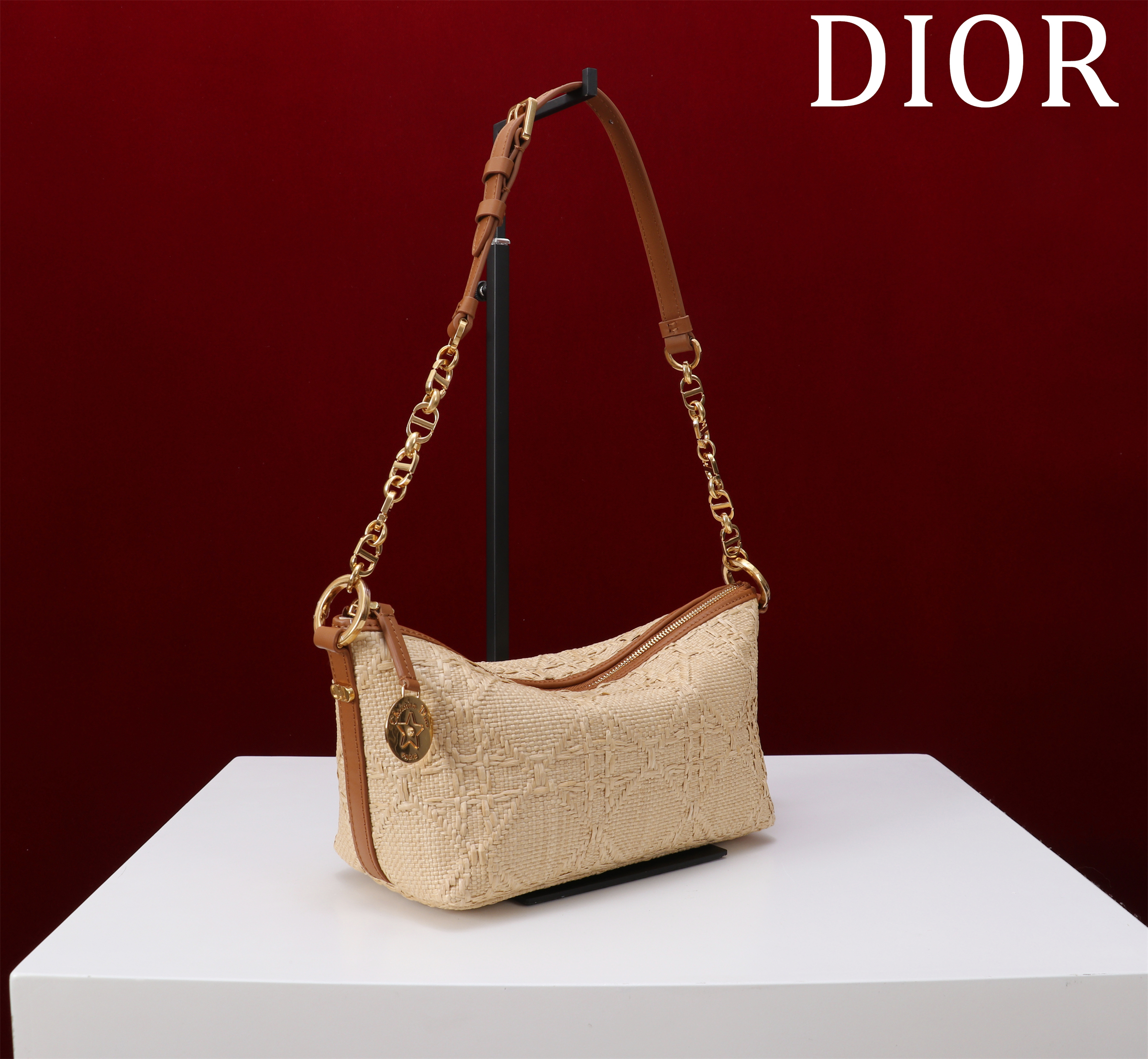Bagsaaa D10rstar Hobo Bag with Chain Beige Cannage Raffia - 22cm