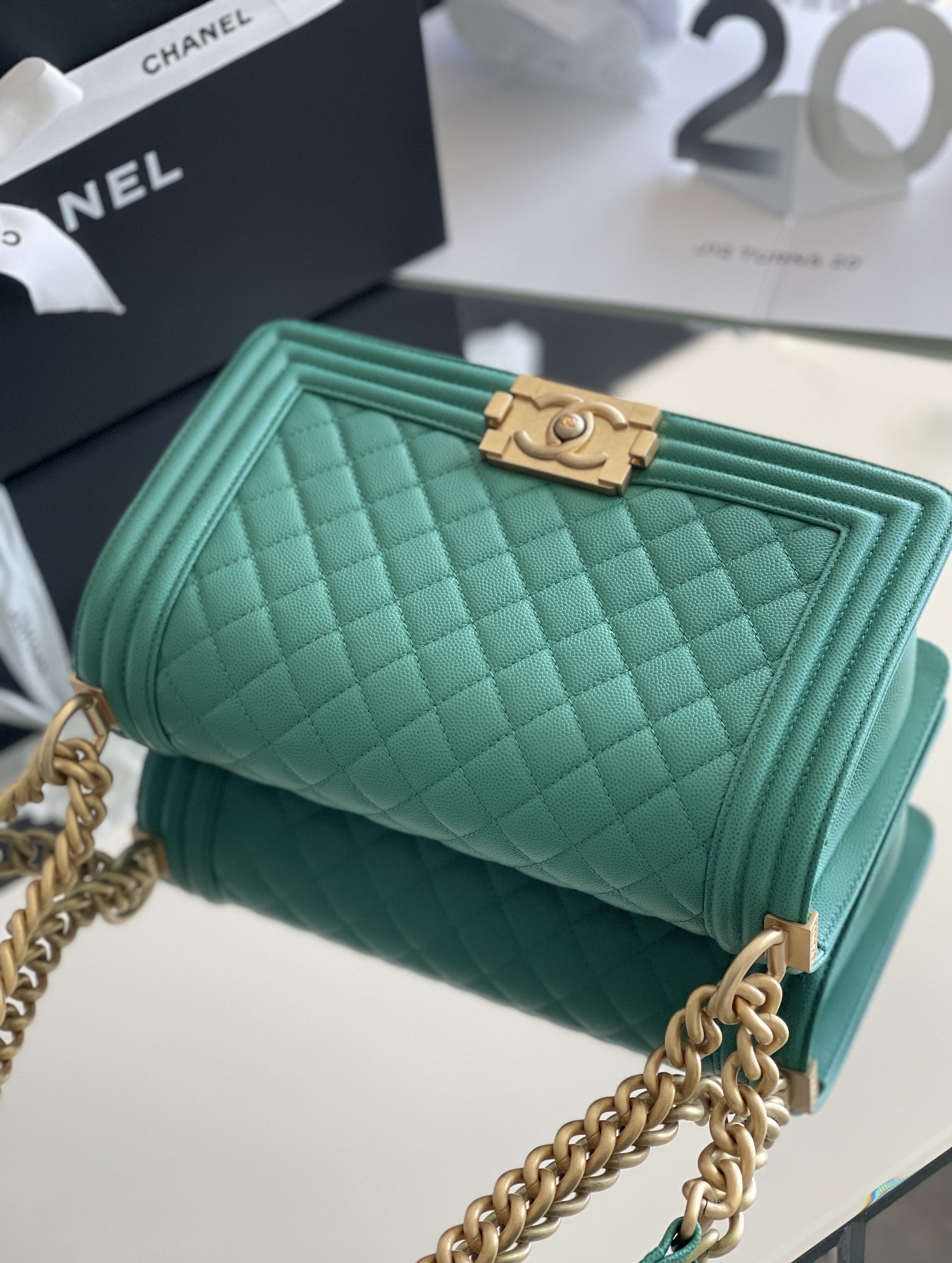 Bagsaaa Ch**el Boy Green Caviar & Gold - 25cm