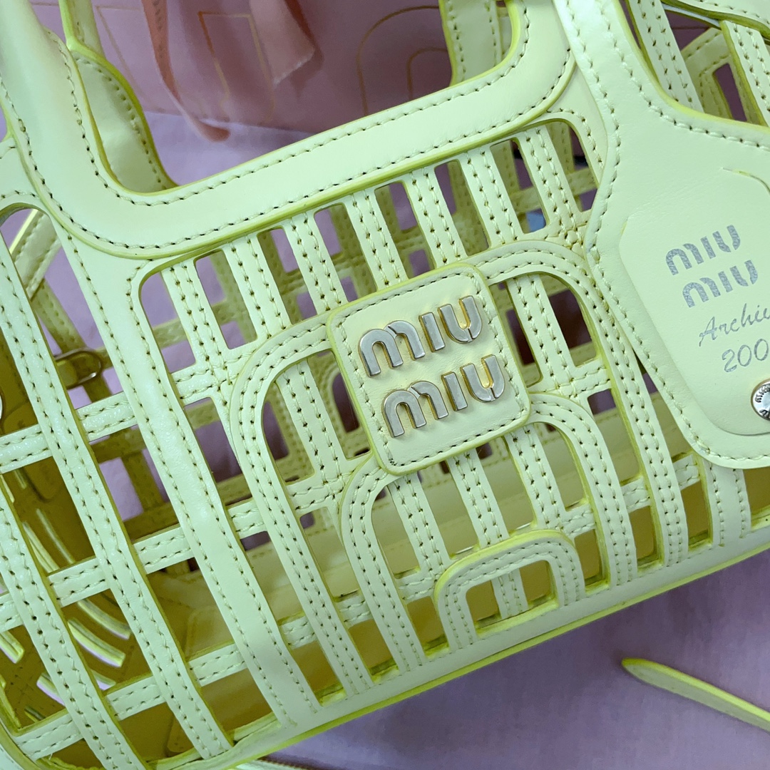 Bagsaaa Miu Miu Leather basket 5BA294 yellow - 24cm