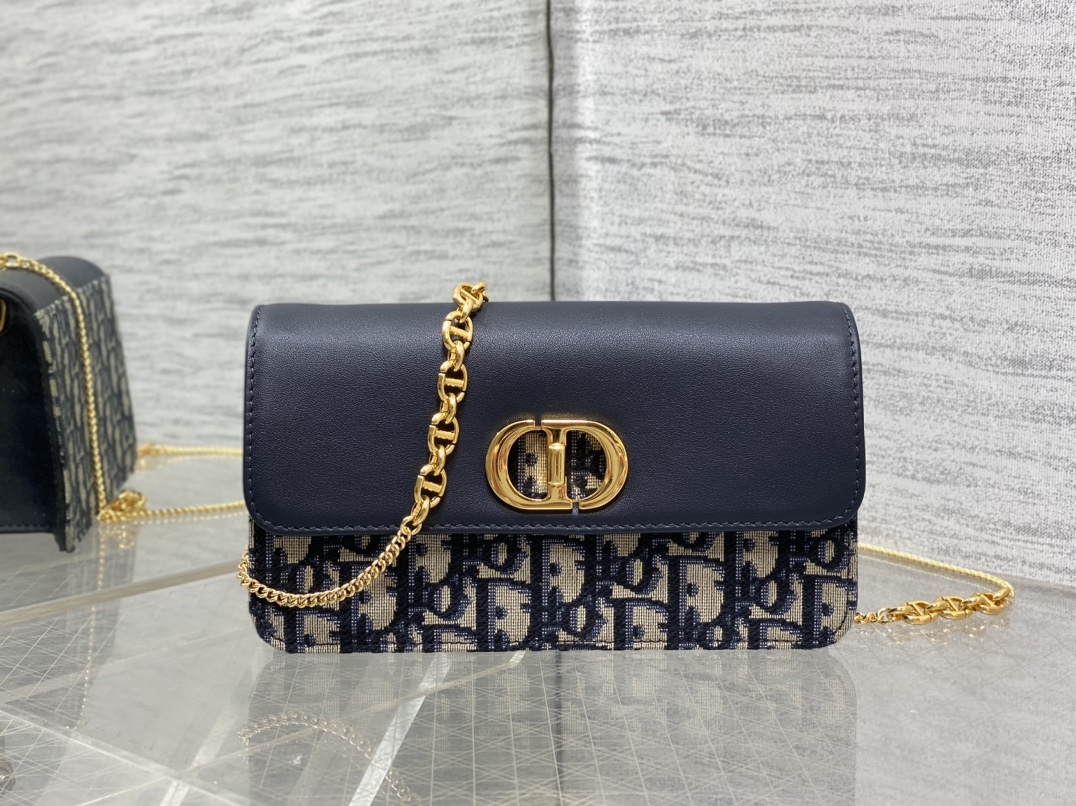 Bagsaaa D10r Miss Caro Pouch with Chain Blue D10r Oblique Jacquard and Smooth Calfskin - 19cm
