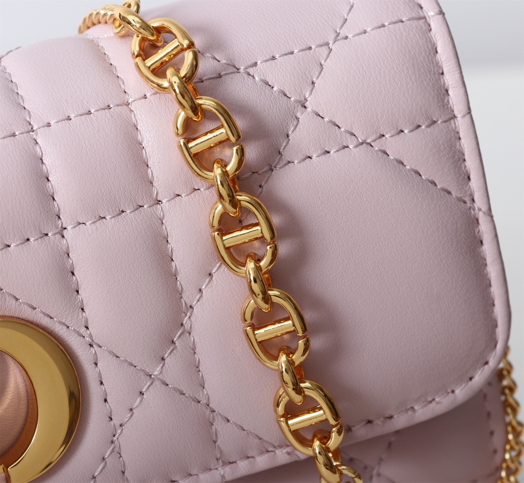 Bagsaaa D10r Miss Caro Pouch with Chain Powder Pink Macrocannage Lambskin - 19cm