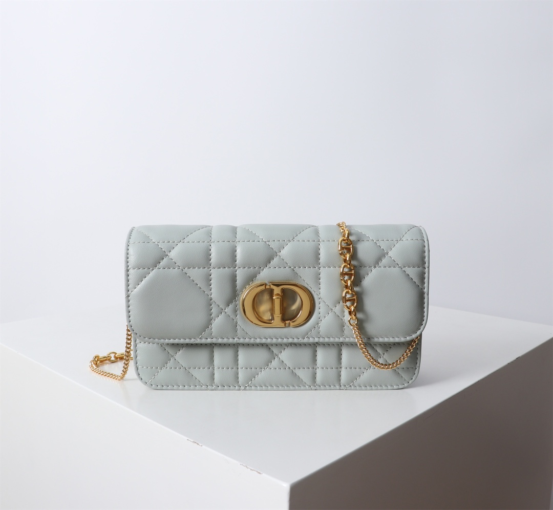 Bagsaaa D10r Miss Caro Pouch with Chain Pistachio Green Macrocannage Lambskin - 19cm