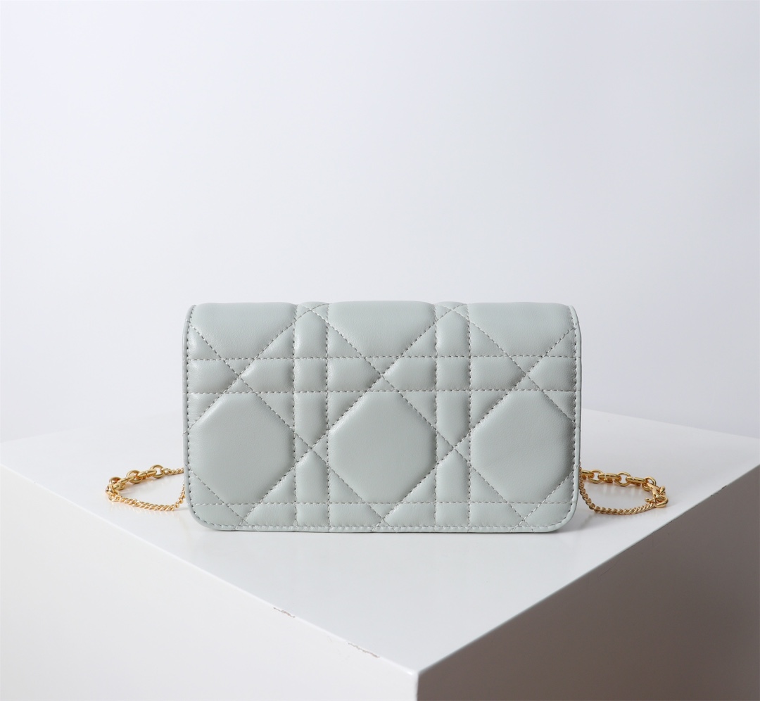 Bagsaaa D10r Miss Caro Pouch with Chain Pistachio Green Macrocannage Lambskin - 19cm