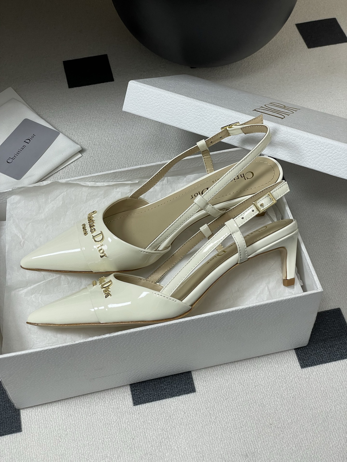 Bagsaaa My D10r Slingback Pump White Patent Calfskin 5cm