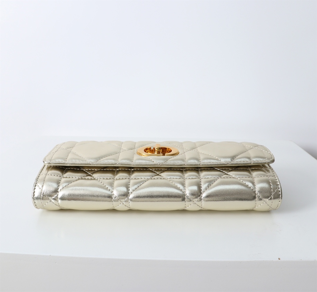Bagsaaa D10r Miss Caro Top Handle Pouch Gold Macrocannage Lambskin - 24 x 12 x 4 cm