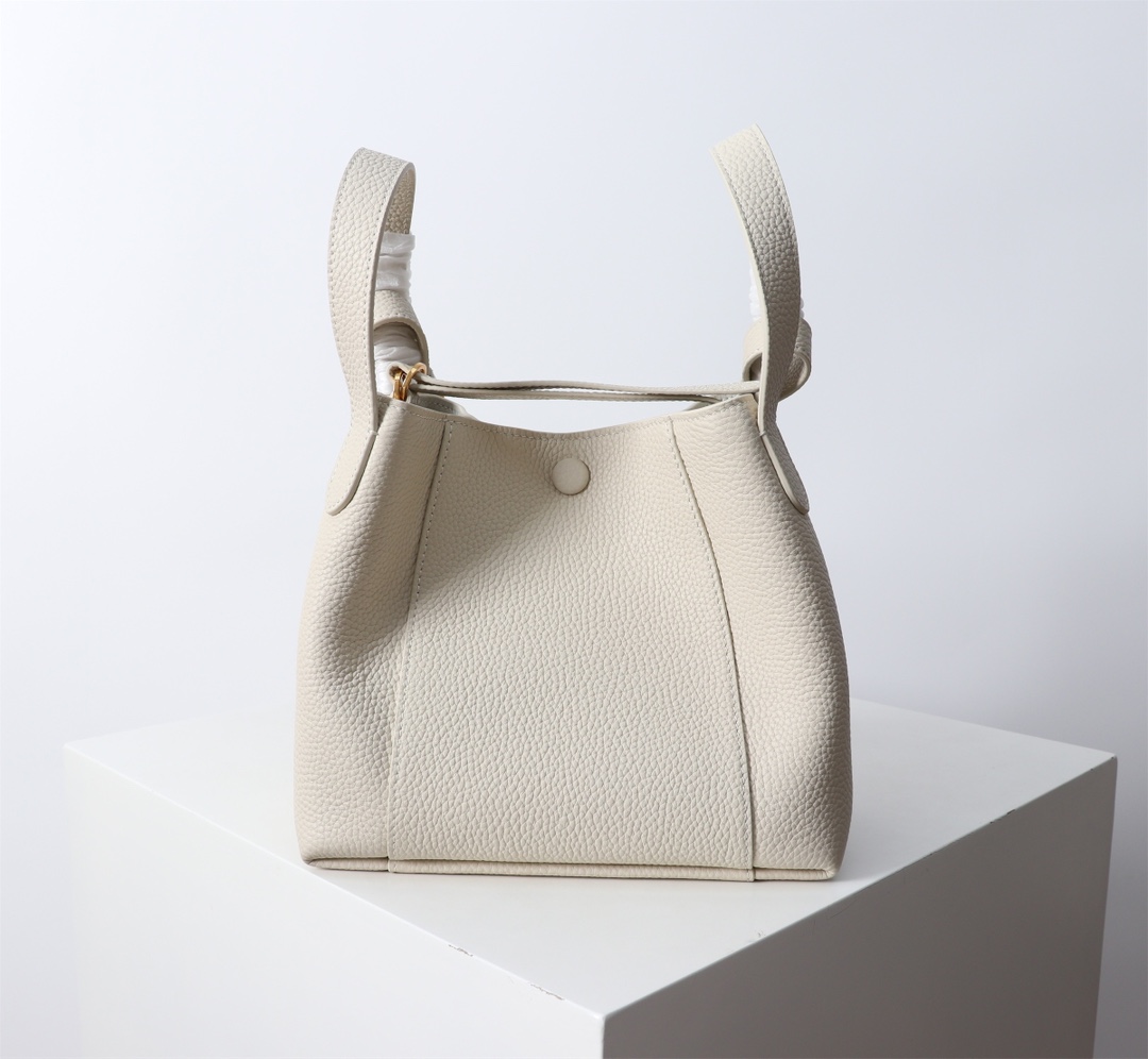 Bagsaaa D10r Small Signature Bucket Bag Latte Grained Calfskin - 21cm