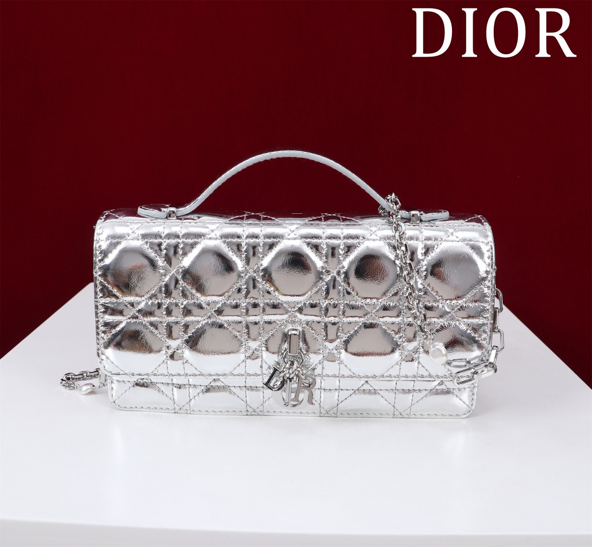 Bagsaaa My D10r Mini Bag Iridescent Metallic Silver-Tone Cannage Lambskin - 21cm