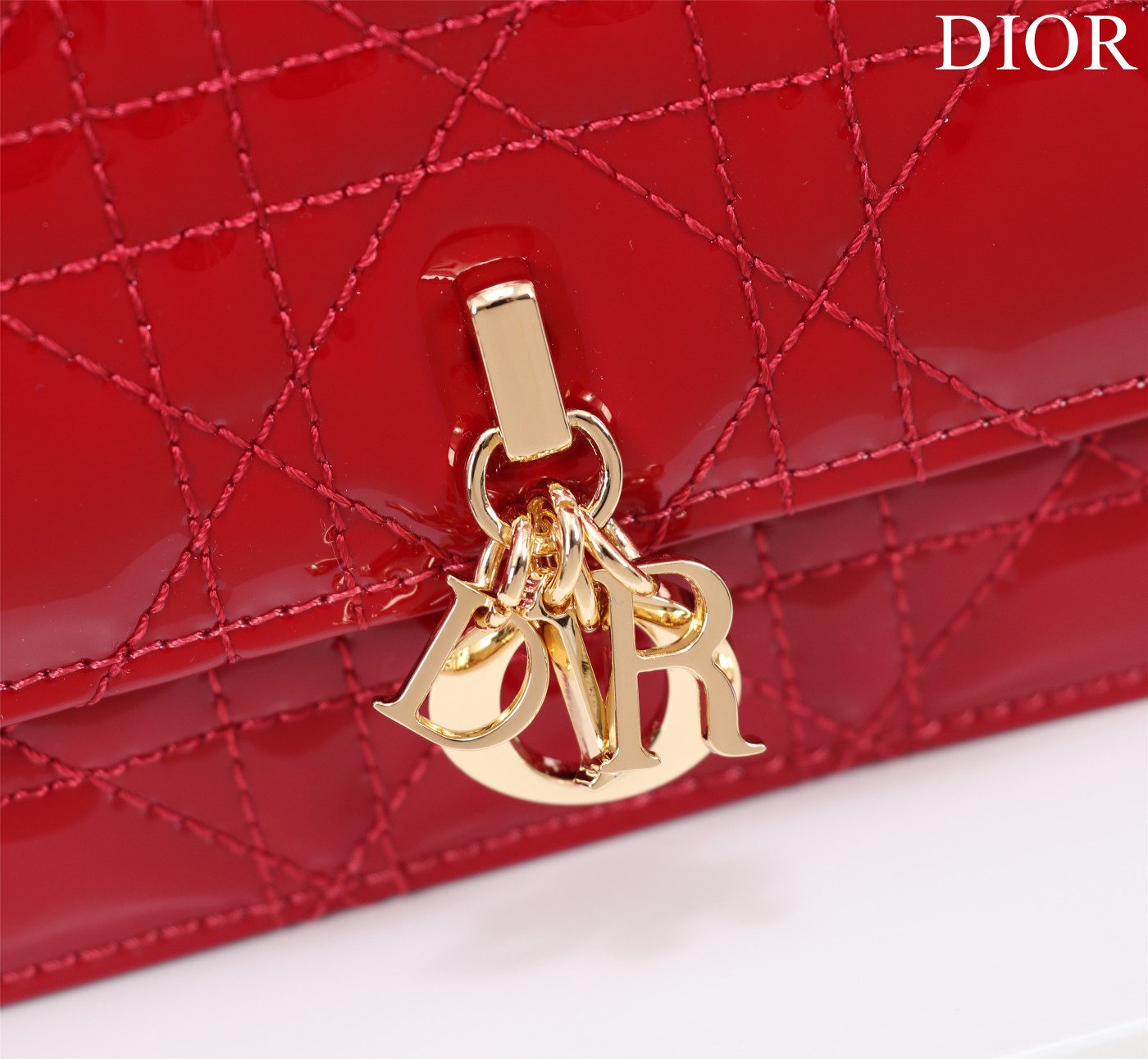 Bagsaaa My D10r Mini Bag Red Patent Cannage Calfskin - 21cm