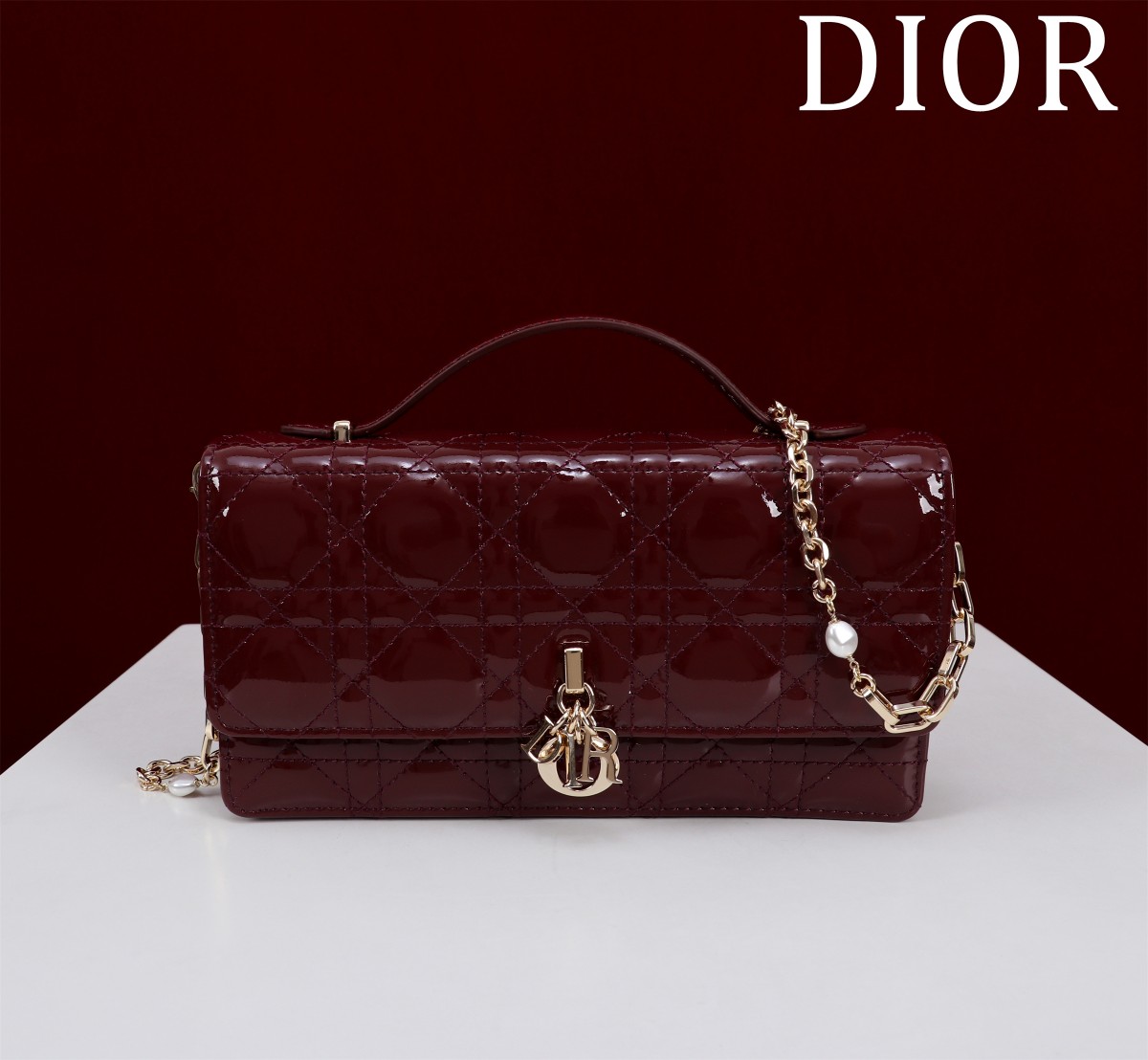 Bagsaaa My D10r Mini Bag Dahlia Red Patent Cannage Calfskin - 21cm
