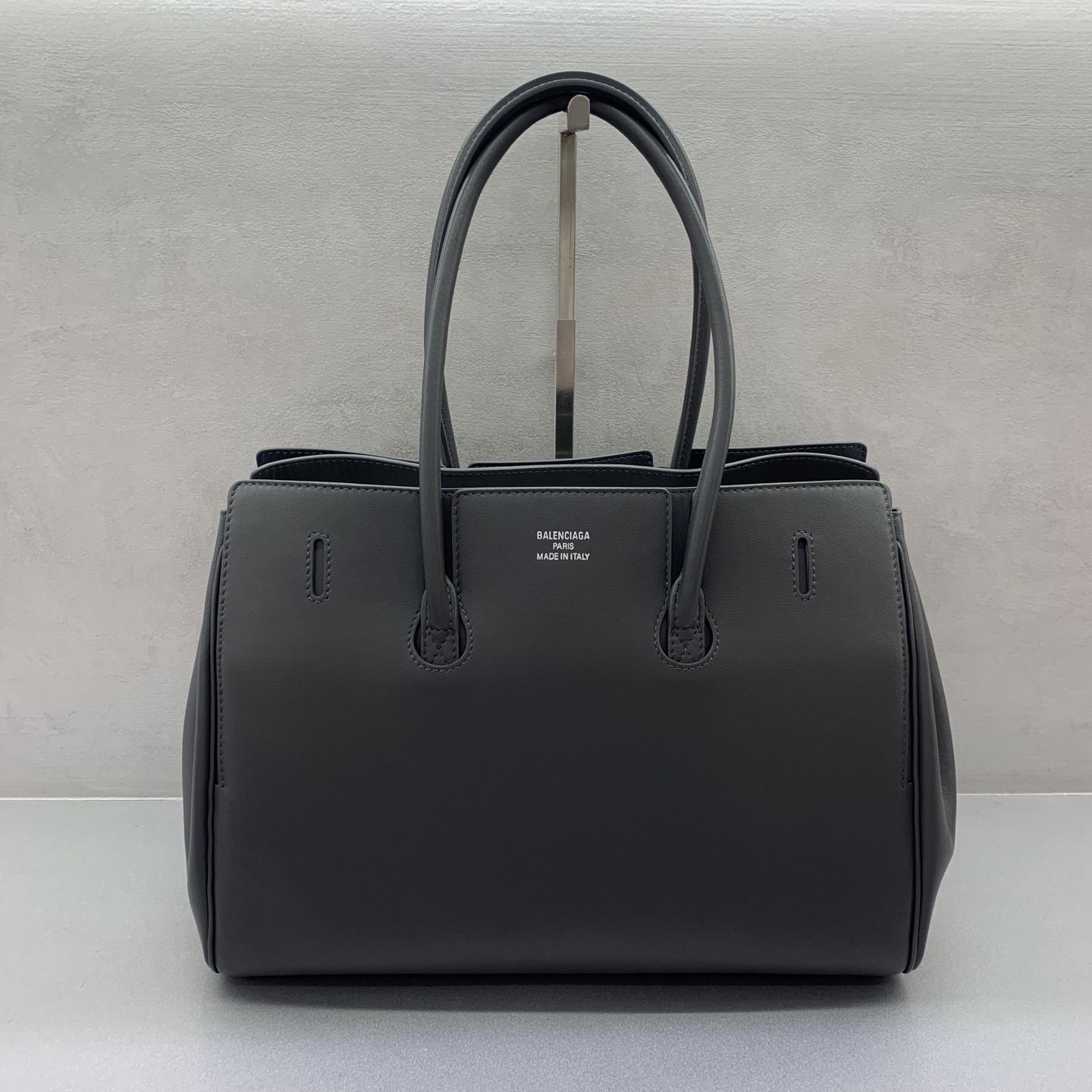 Bagsaaa Ba1en*iaga Bel Air Carry All Bag Medium in black smooth calfskin & silver - 37cm