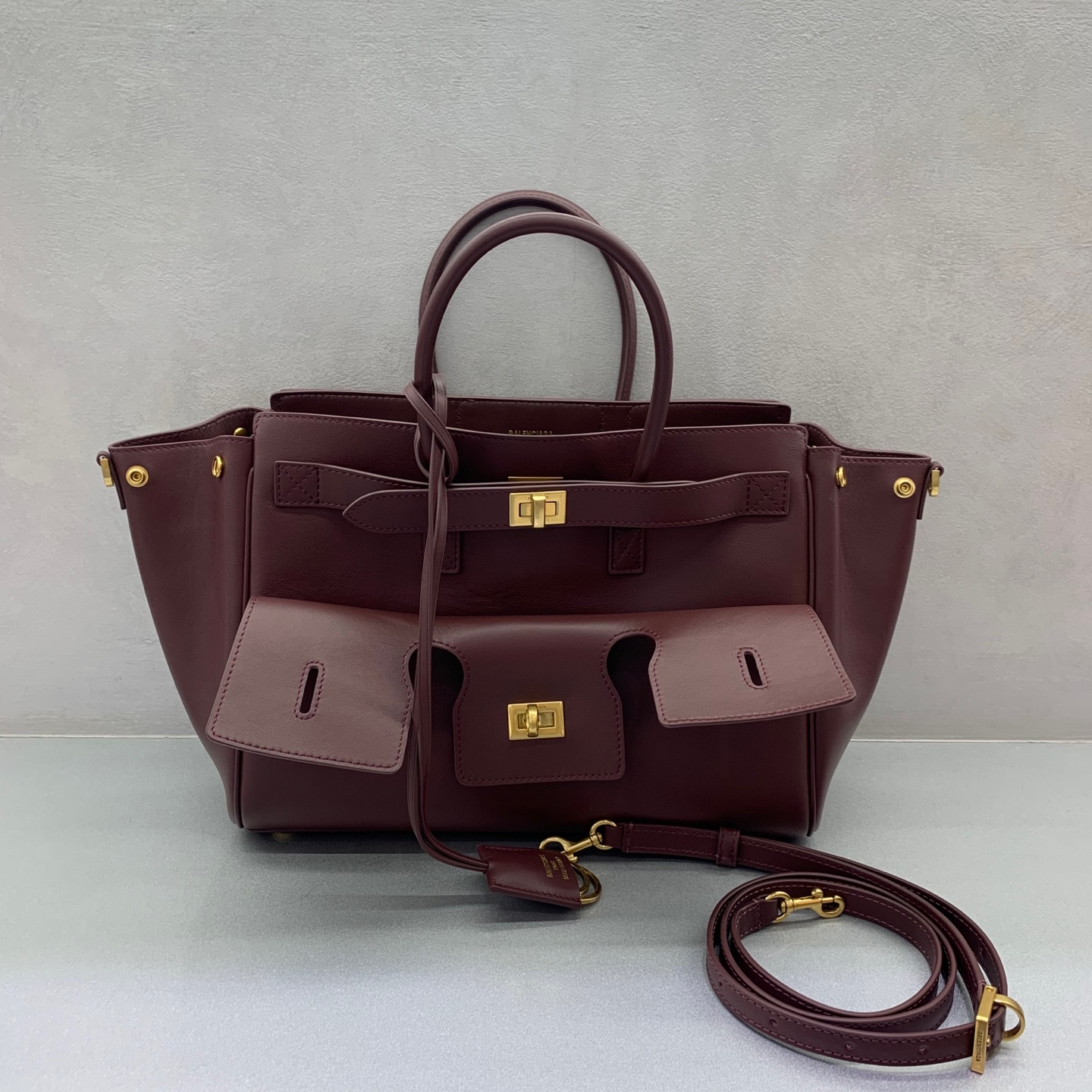 Bagsaaa Ba1en*iaga Bel Air Carry All Bag Small in burgundy smooth calfskin - 30cm