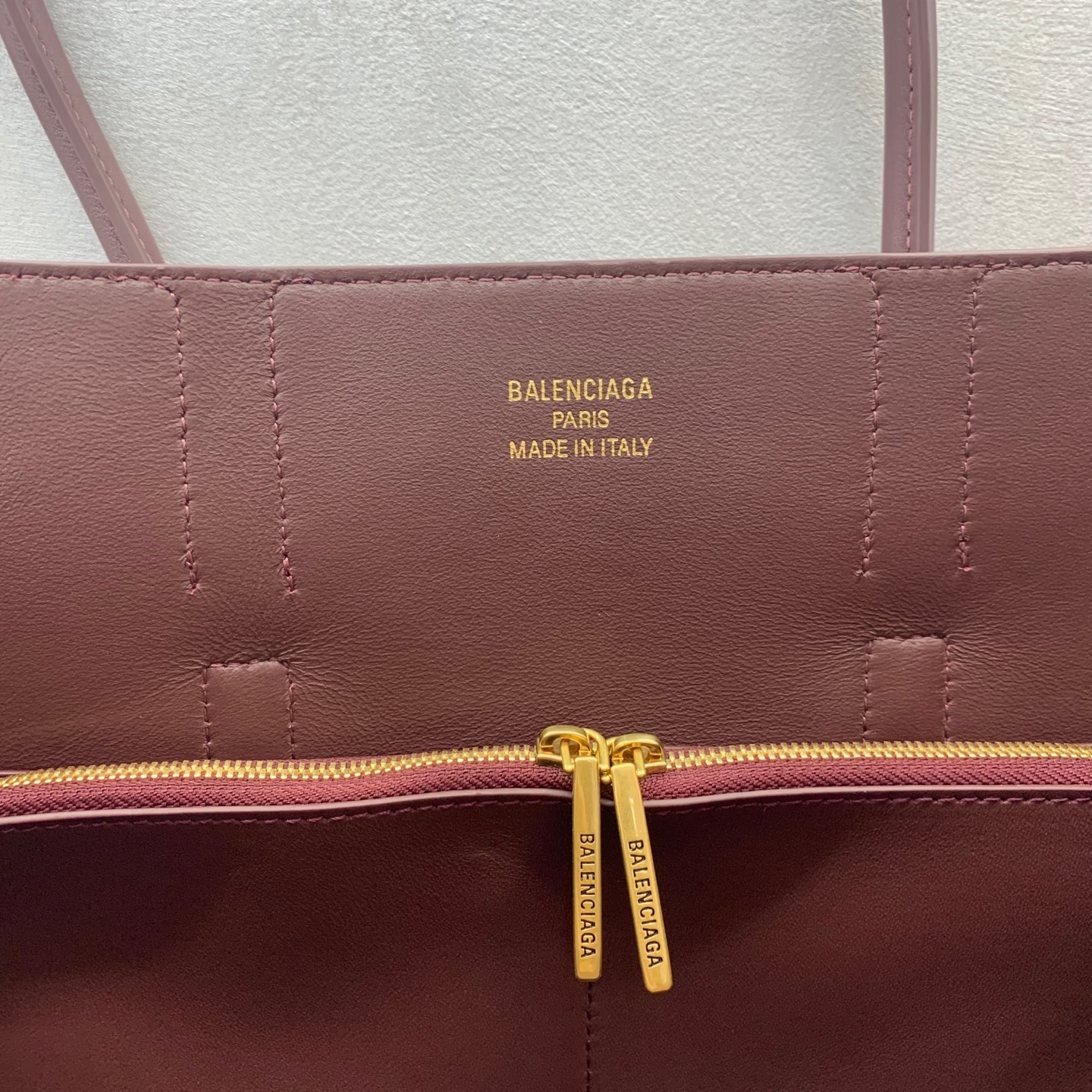 Bagsaaa Ba1en*iaga Bel Air Carry All Bag Medium in burgundy smooth calfskin - 37cm