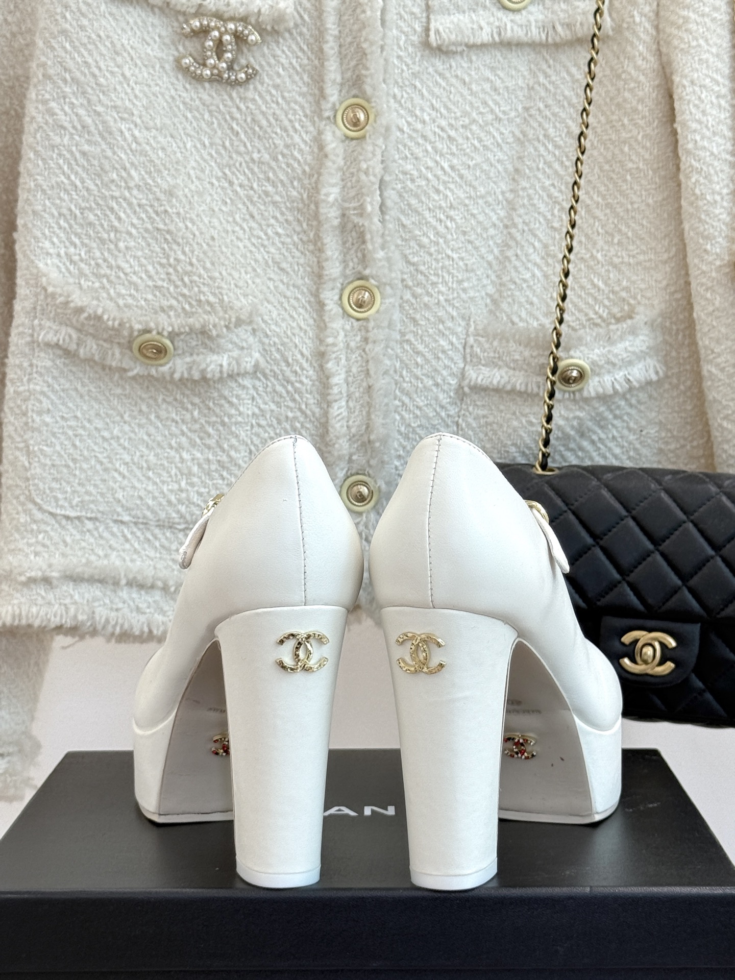 Bagsaaa Ch**el Mary Janes G46434 Ivory & Black