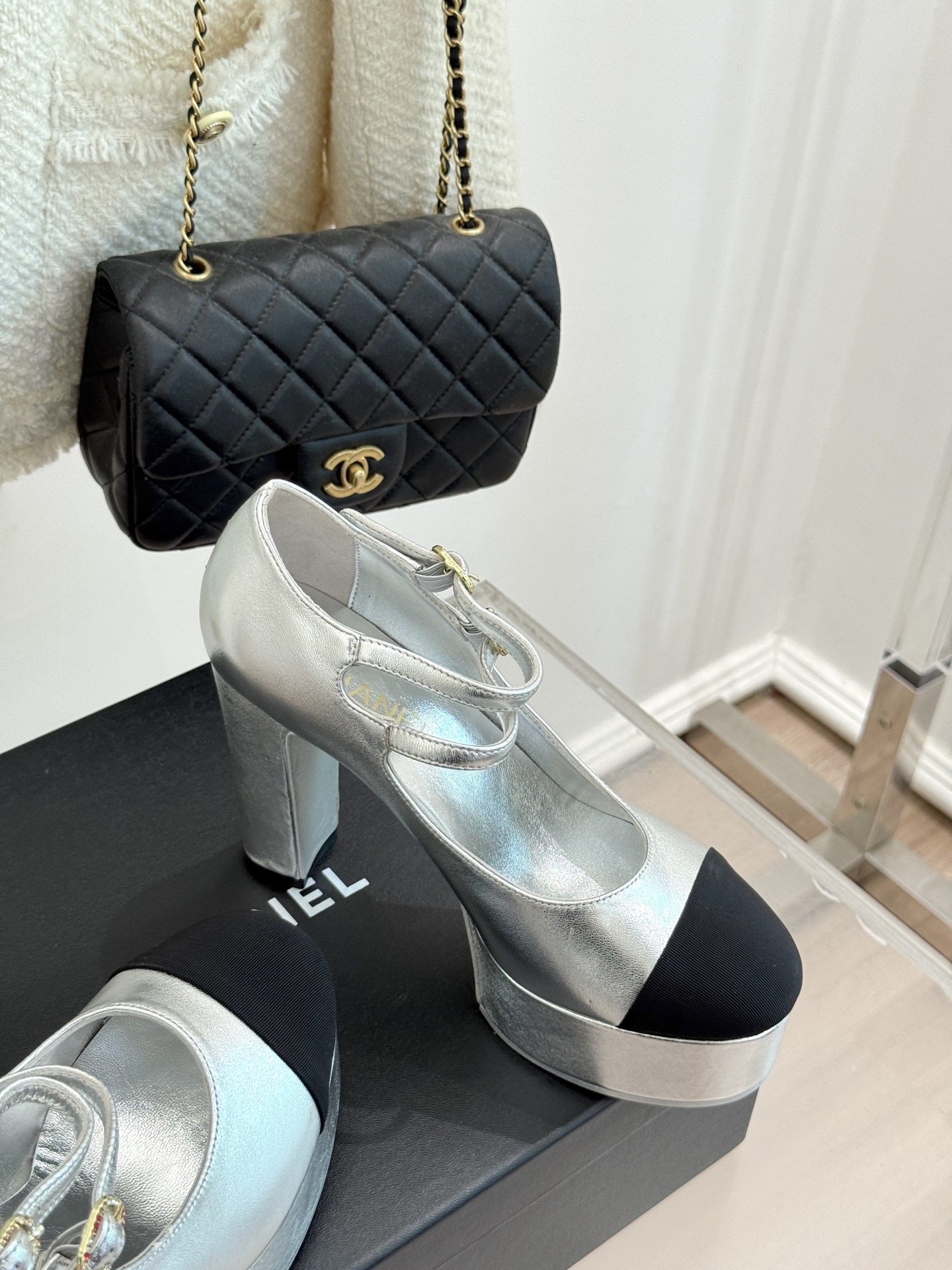 Bagsaaa Ch**el Mary Janes G46433 Silver