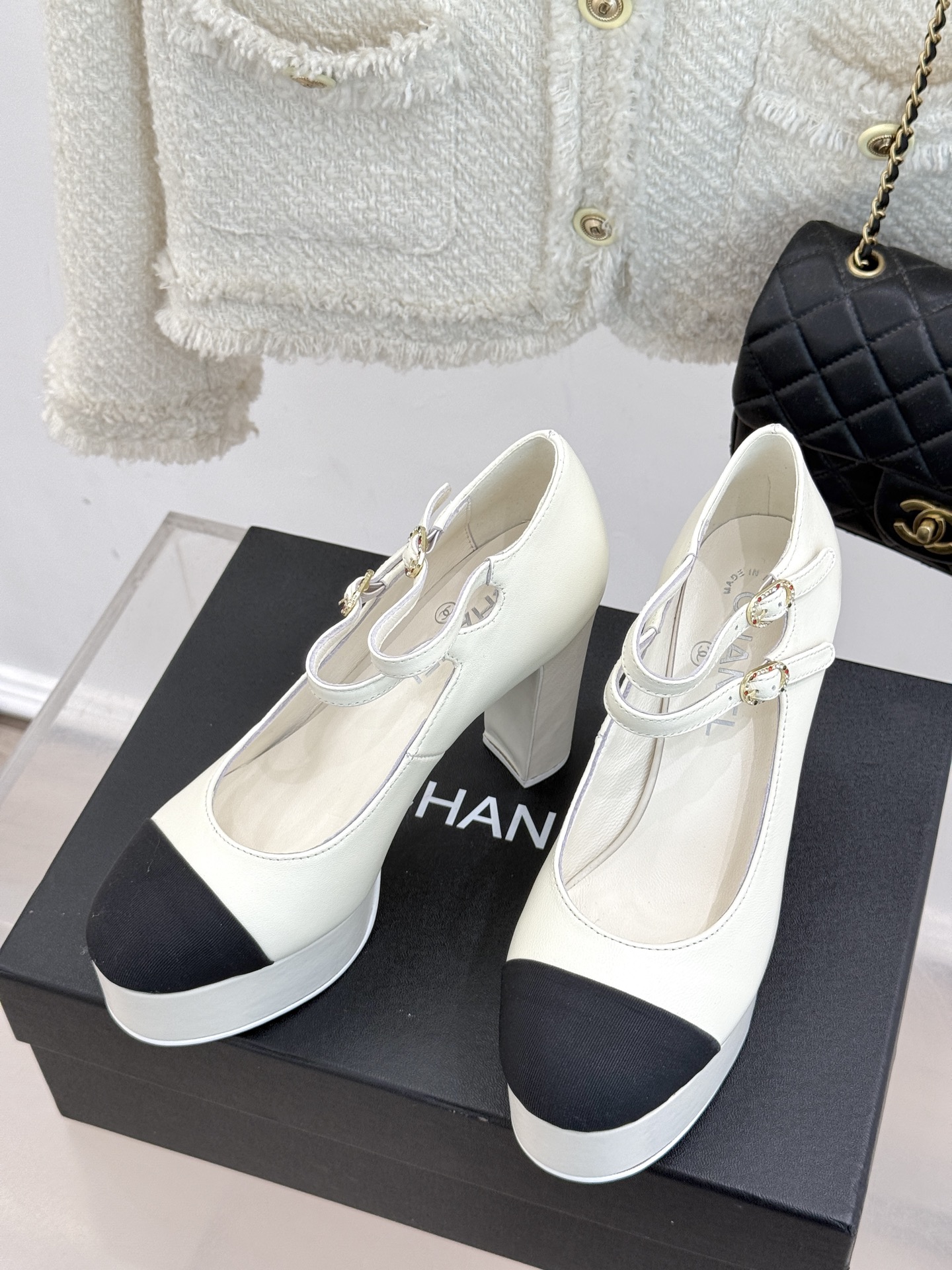 Bagsaaa Ch**el Mary Janes G46433 Ivory