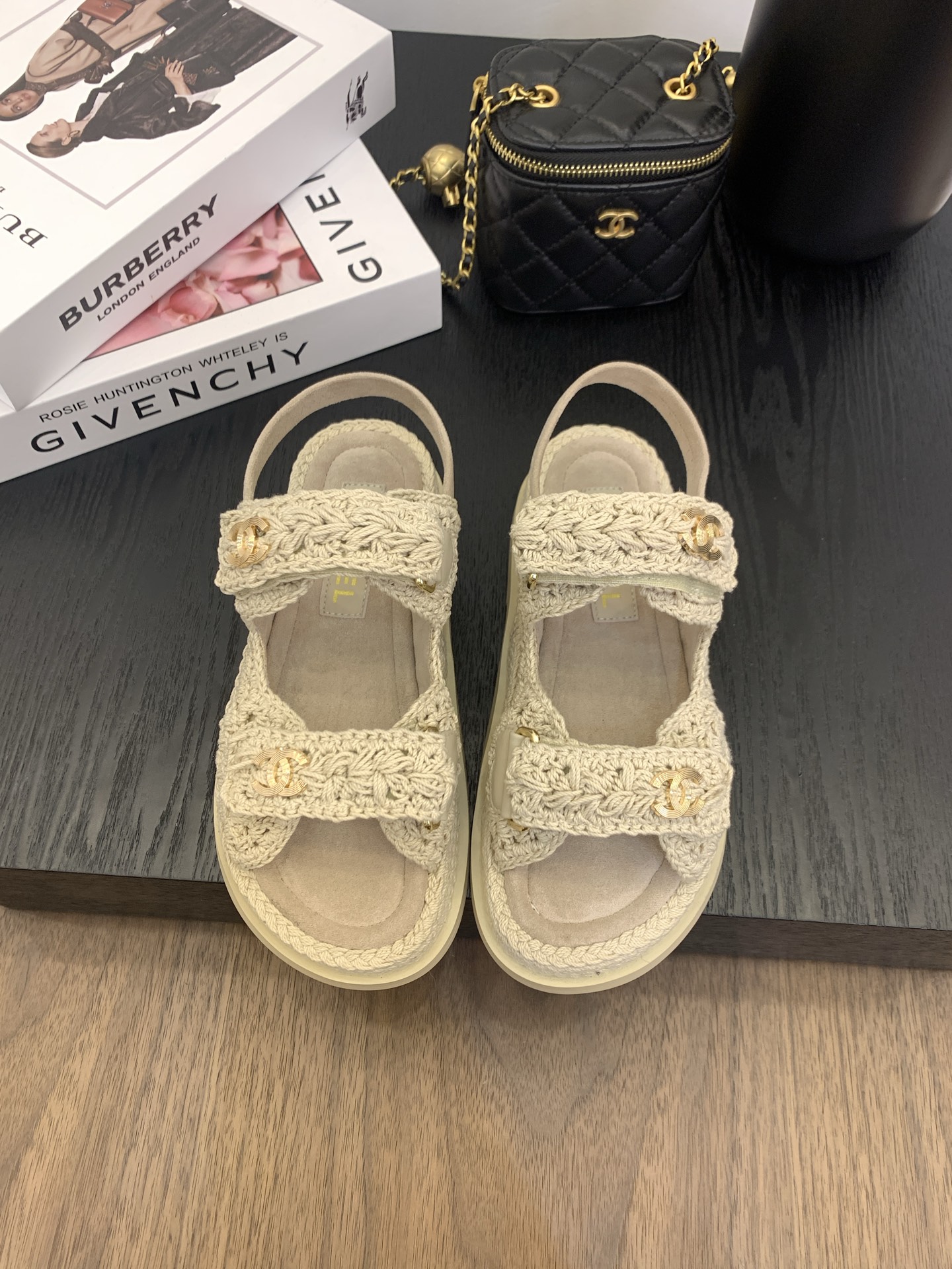 Bagsaaa Ch**el Sandals G46339 Beige Crochet