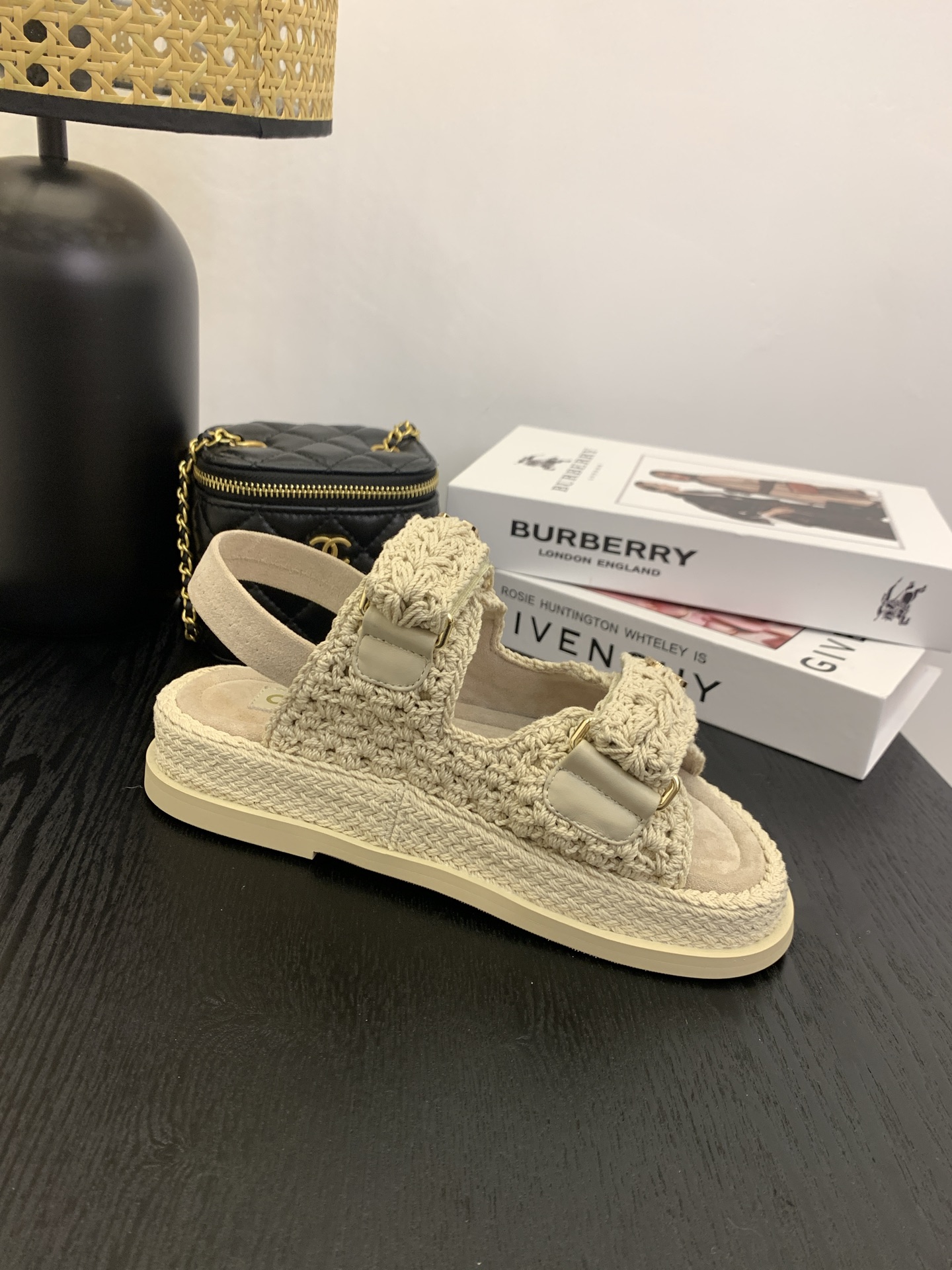 Bagsaaa Ch**el Sandals G46339 Beige Crochet