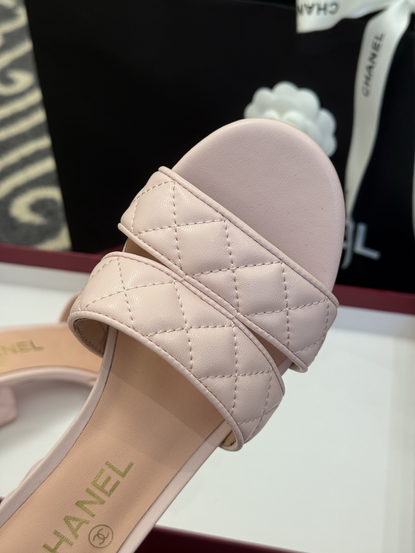 Bagsaaa Ch**el Mules G46480 Pink Lambskin - 5cm