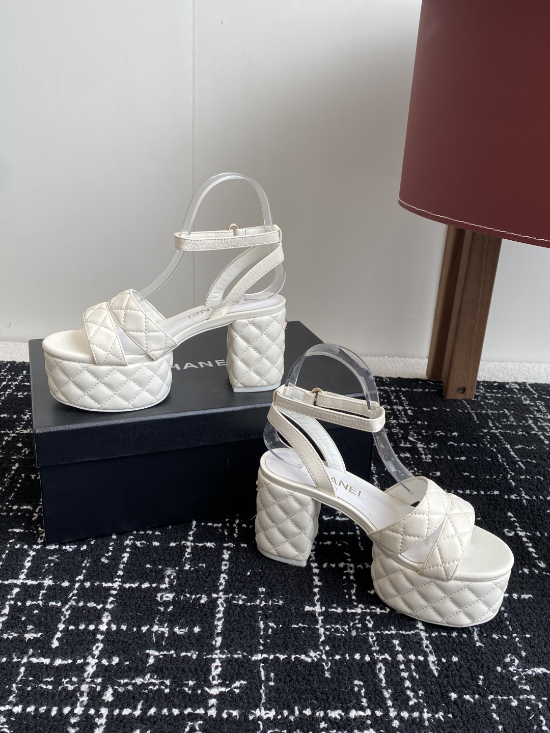 Bagsaaa Ch**el Sandals G46427 White Lambskin - 9cm
