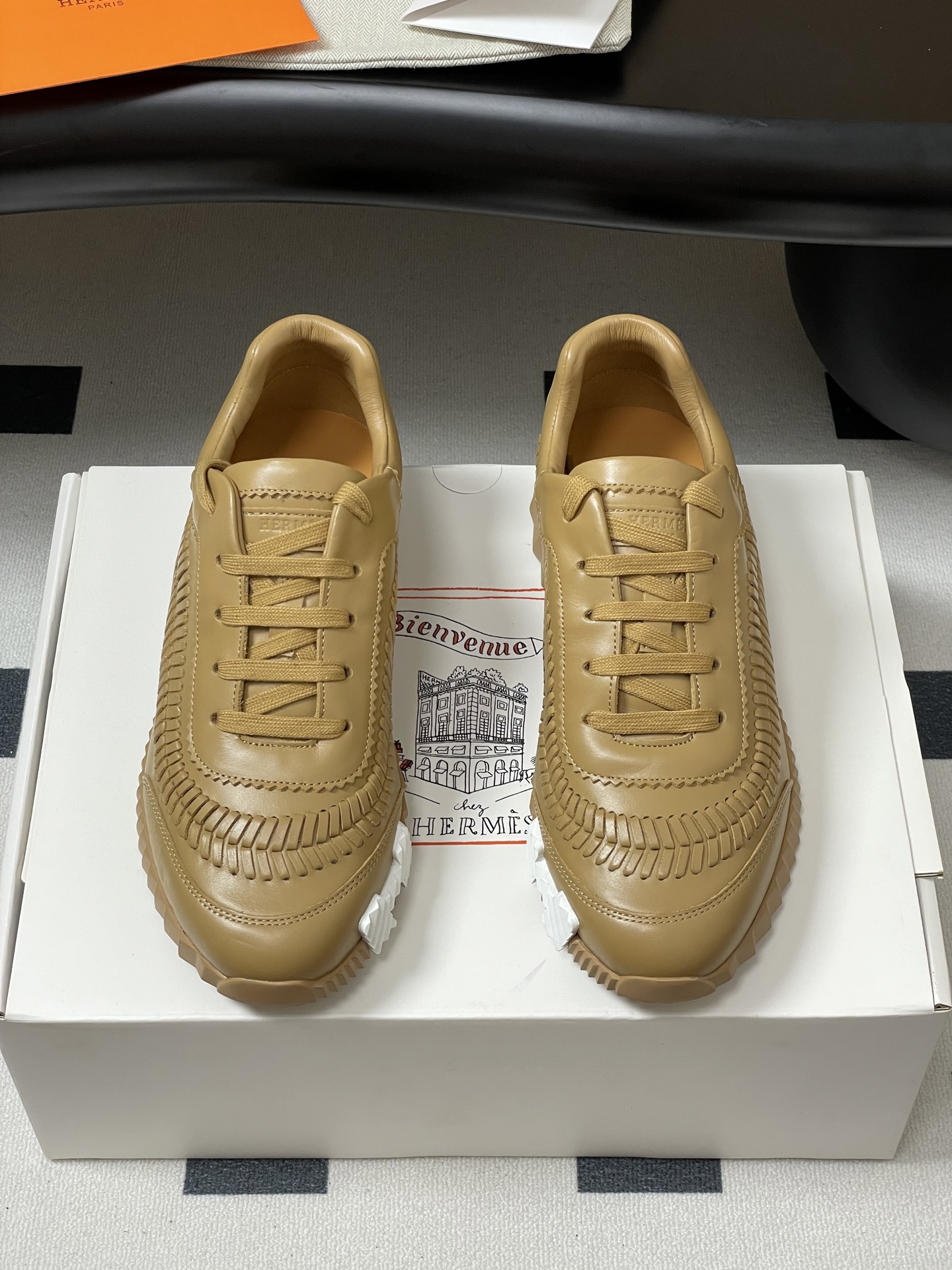 Bagsaaa H**me5 sneaker beige