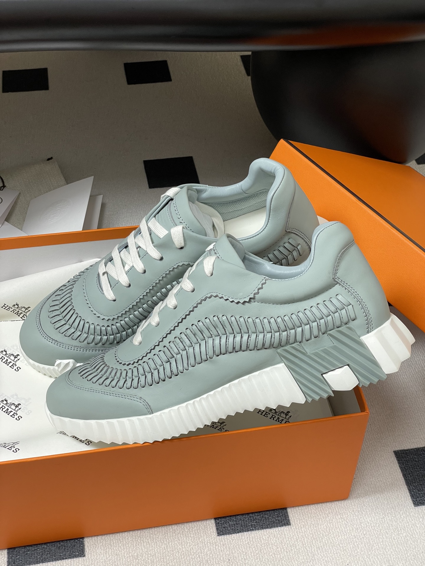 Bagsaaa H**me5 sneaker gris nuage