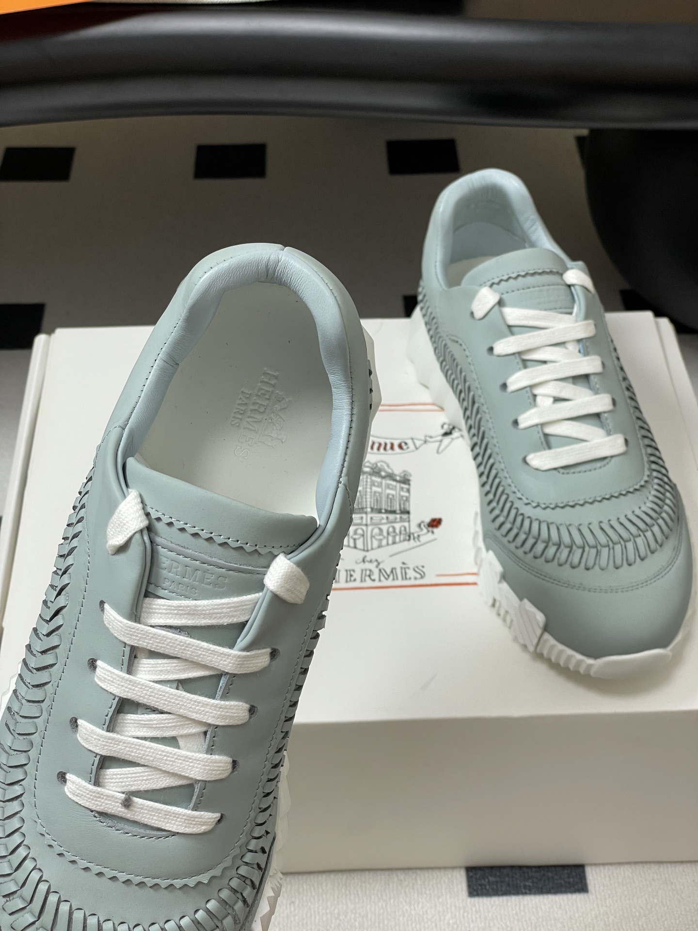 Bagsaaa H**me5 sneaker gris nuage