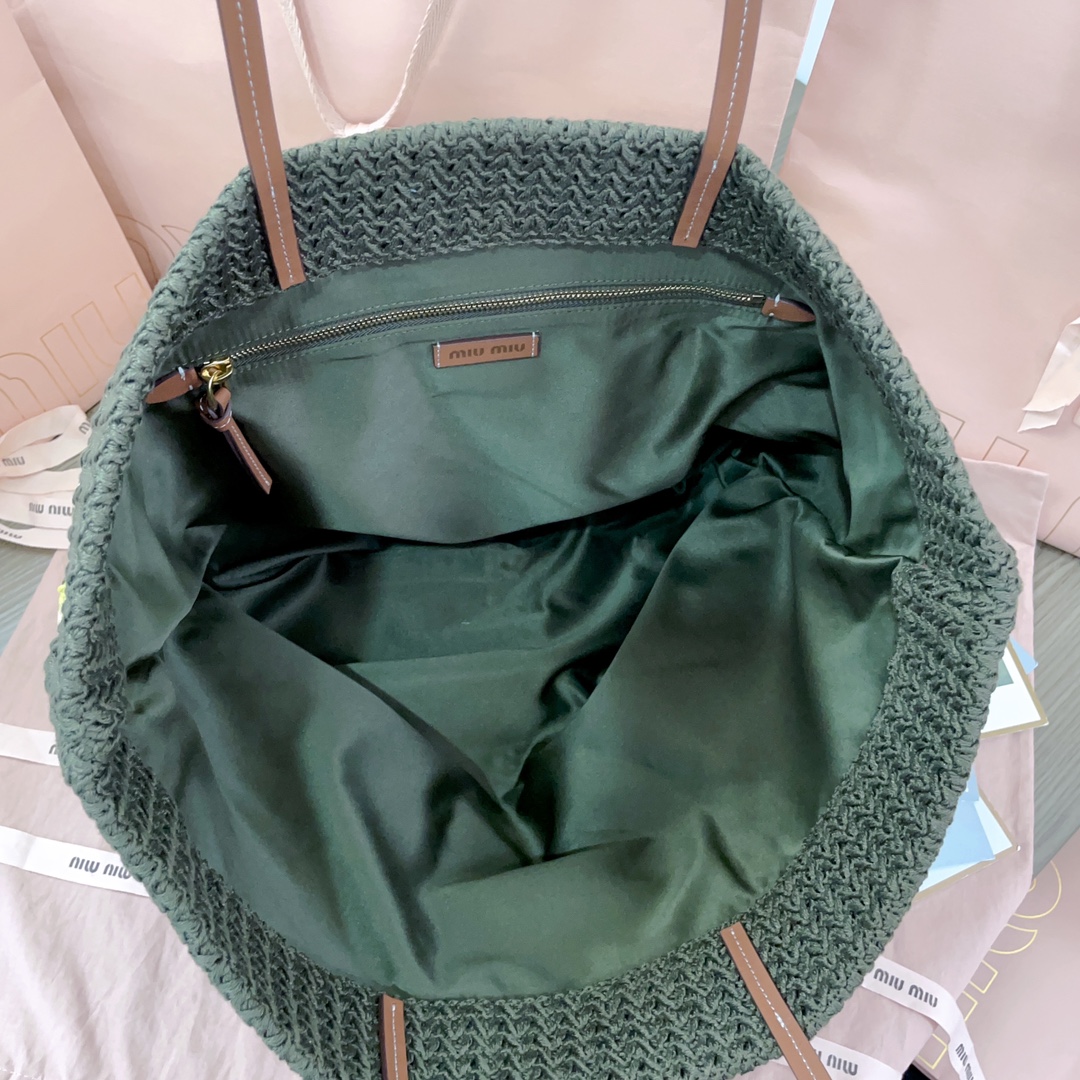 Bagsaaa Miu Miu Raffia-effect woven tote bag 5BG228 multicolor - 40cm
