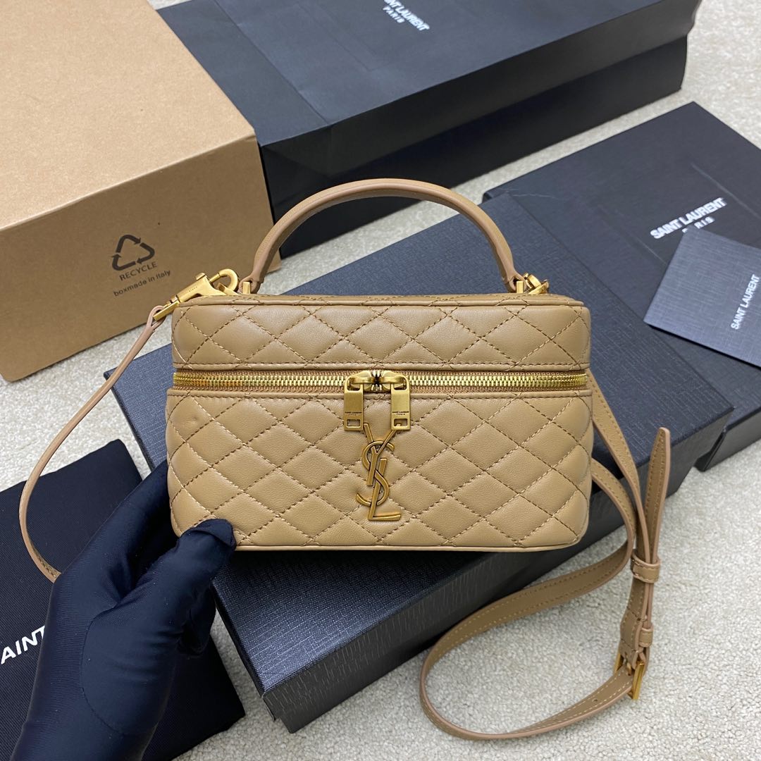 Bagsaaa Y51 Gaby Vanity Bag In Lambskin 766731 Beige - 18 X 11 X 6.5 CM