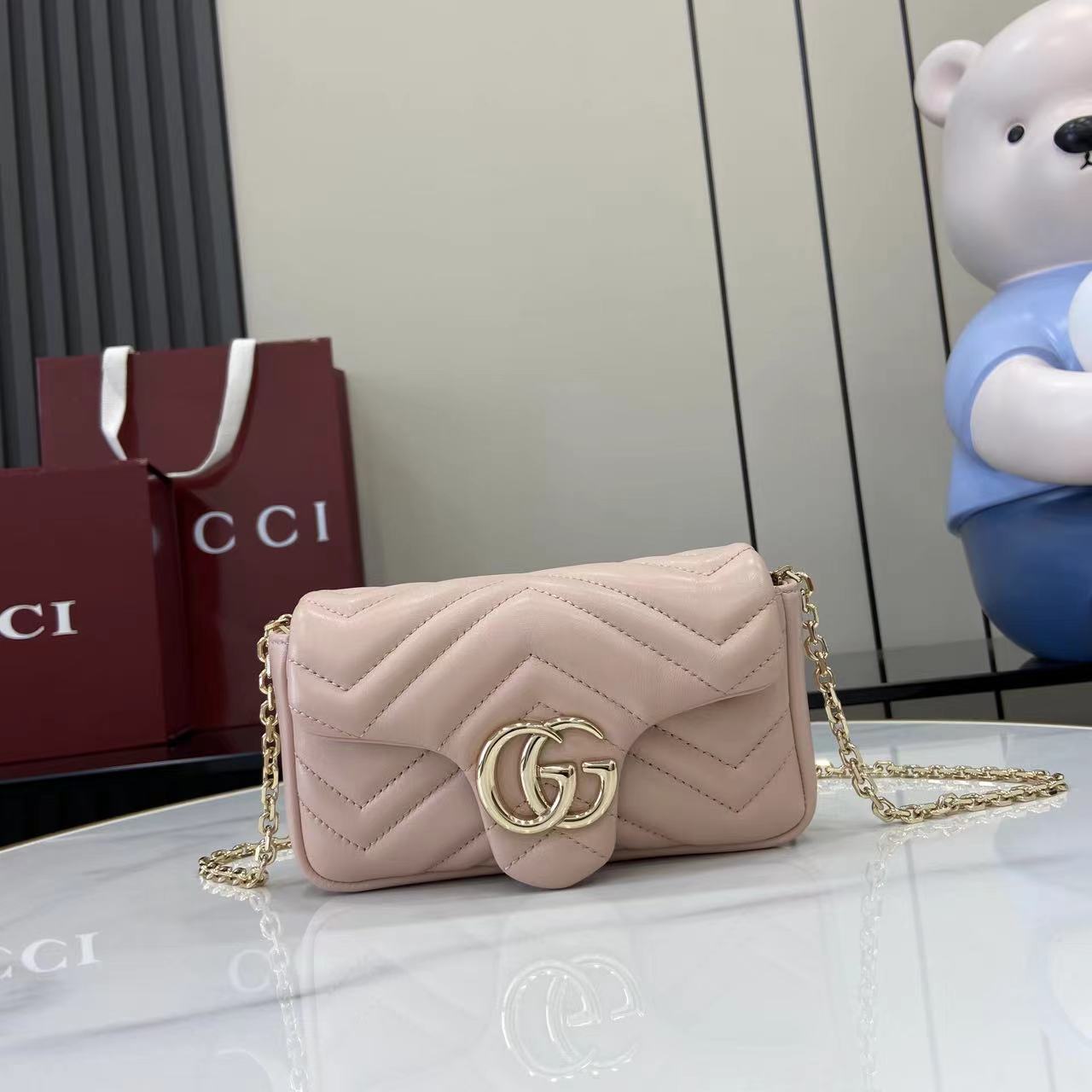 Bagsaaa Gvc*1 GG Marmont mini shoulder bag 841290 pale pink - 17cm