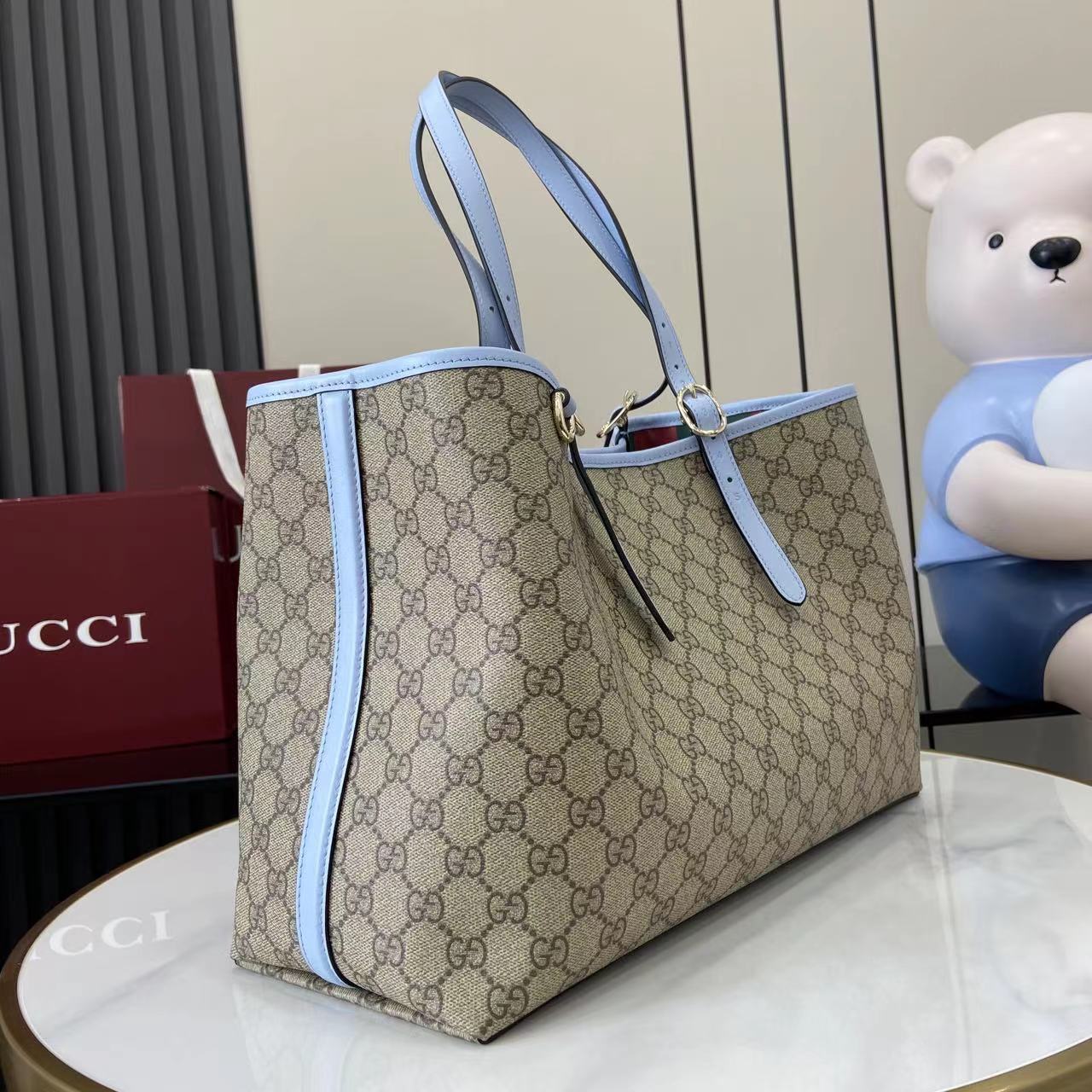 Bagsaaa Gvc*1 GG Emblem Medium Tote Bag 815213 beige & blue - 38 x 25 x 15 cm