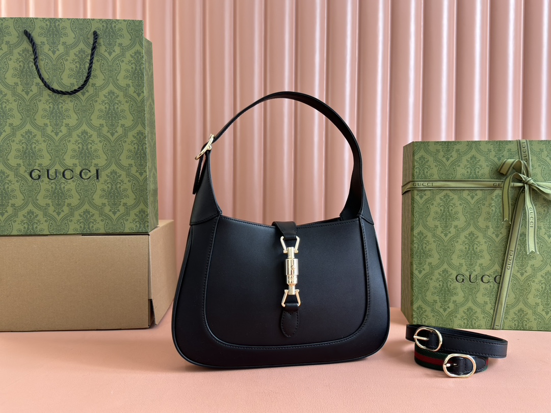 Bagsaaa Gvc*1 Jackie 1961 small shoulder bag 810232 black smooth leather - 27.5x19x4cm