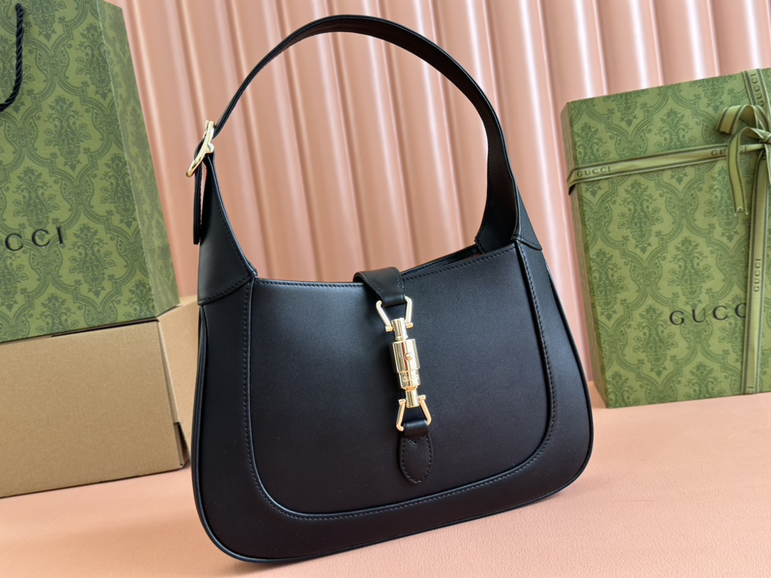 Bagsaaa Gvc*1 Jackie 1961 small shoulder bag 810232 black smooth leather - 27.5x19x4cm