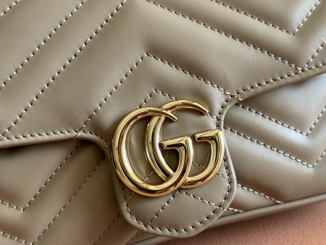 Bagsaaa Gvc*1 GG Marmont small shoulder bag 751526 taupe - 21cm