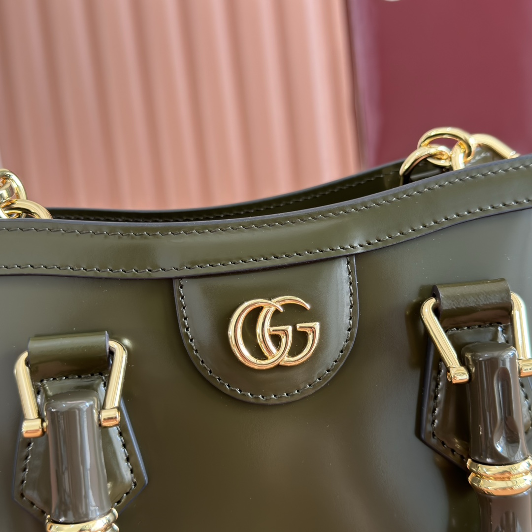 Bagsaaa Gvc*1 Diana small tote bag 832936 dark green - 20cm