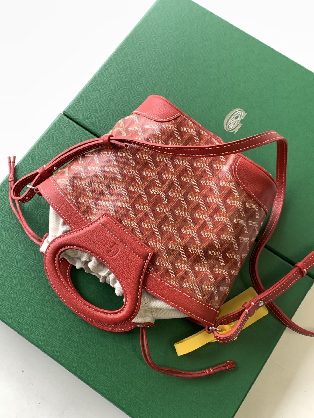 Bagsaaa G09ard Beluga Mini Bag red - 23cm