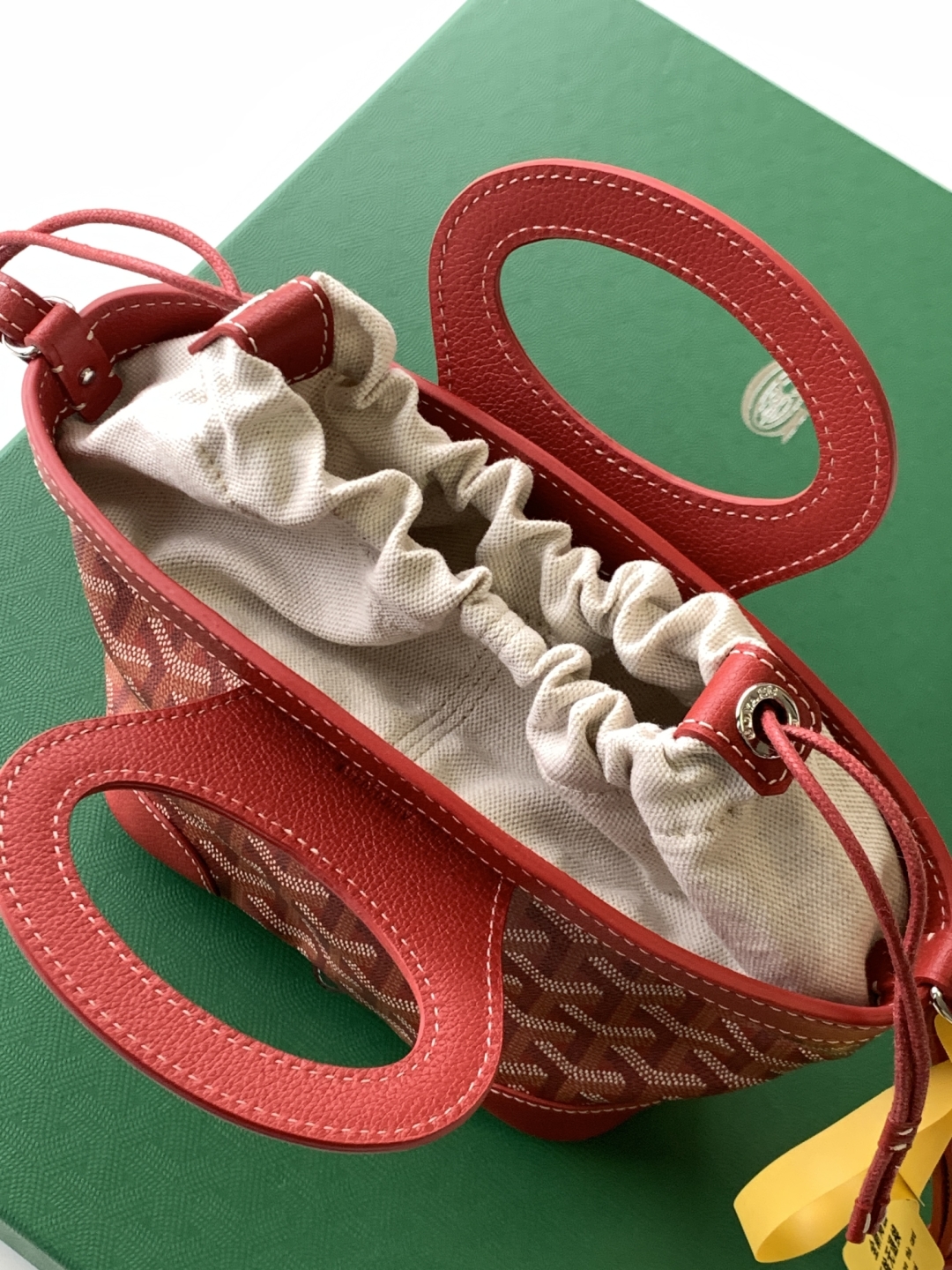 Bagsaaa G09ard Beluga Mini Bag red - 23cm