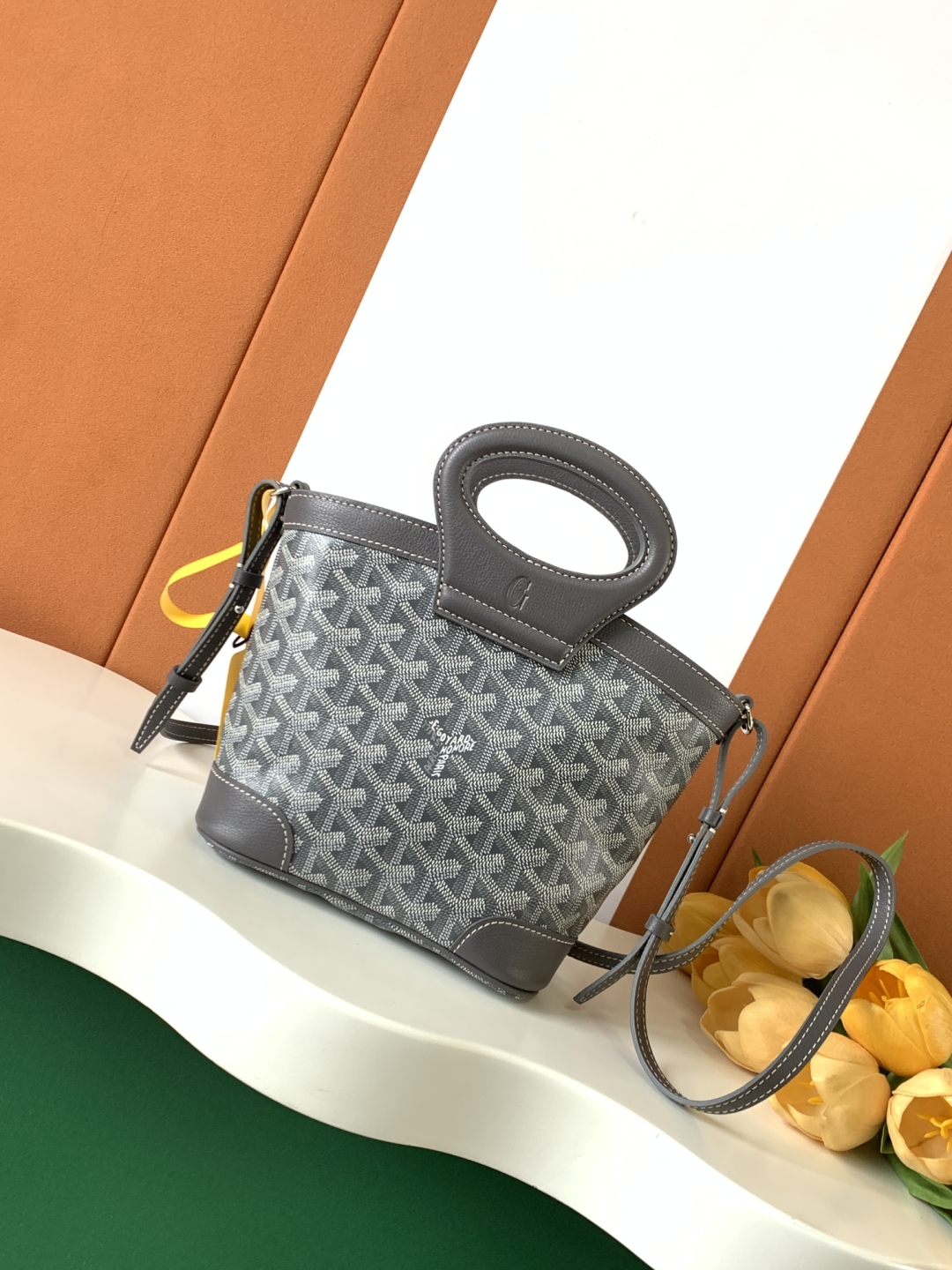 Bagsaaa G09ard Beluga Mini Bag gray - 23cm
