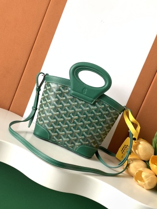 Bagsaaa G09ard Beluga Mini Bag green - 23cm