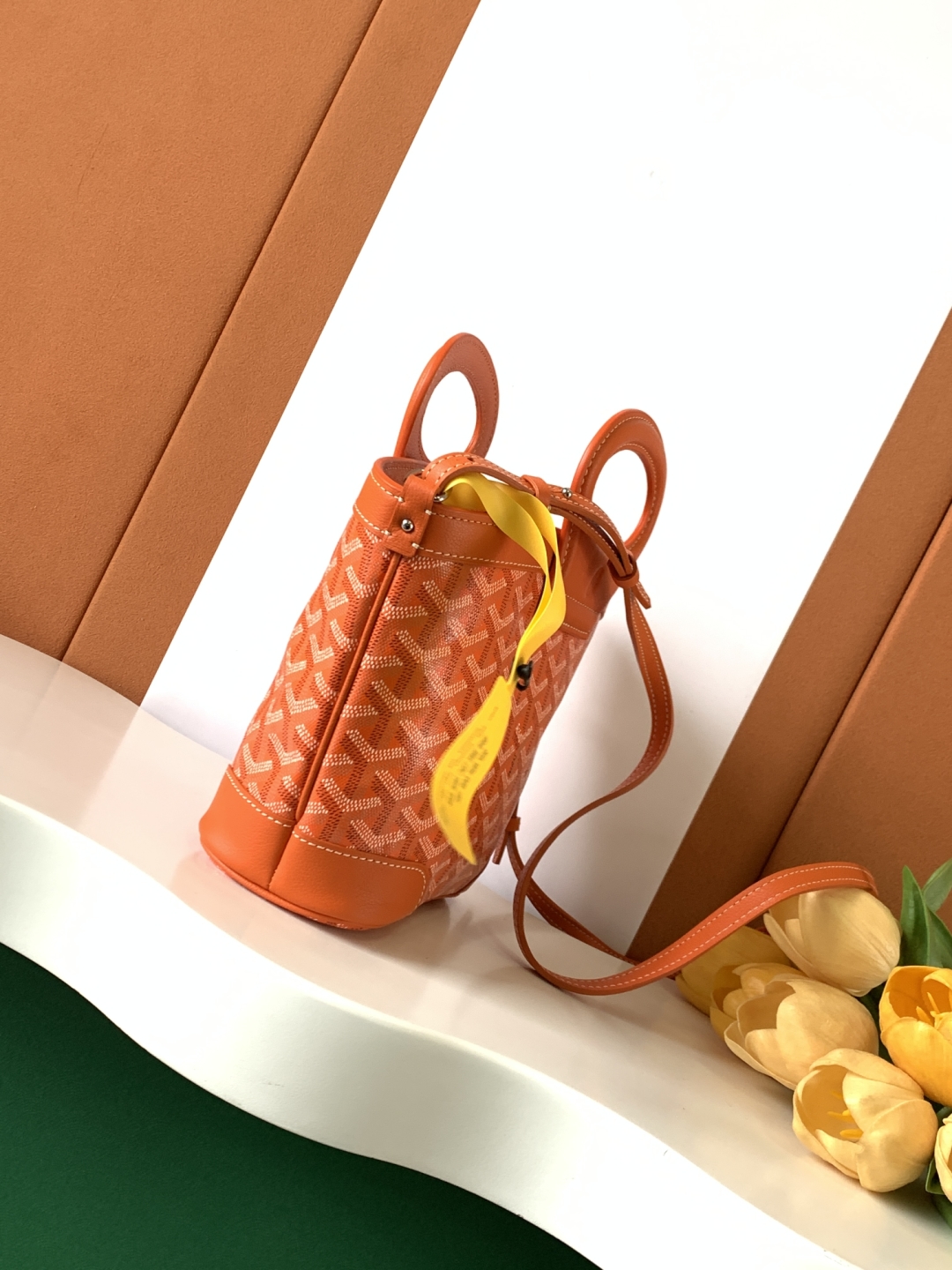 Bagsaaa G09ard Beluga Mini Bag orange - 23cm