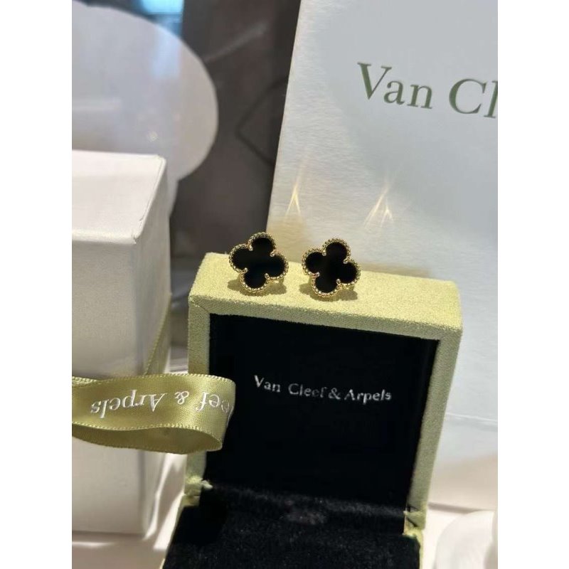 Bagsaaa V*n Cl**f & Arpel Earrings 