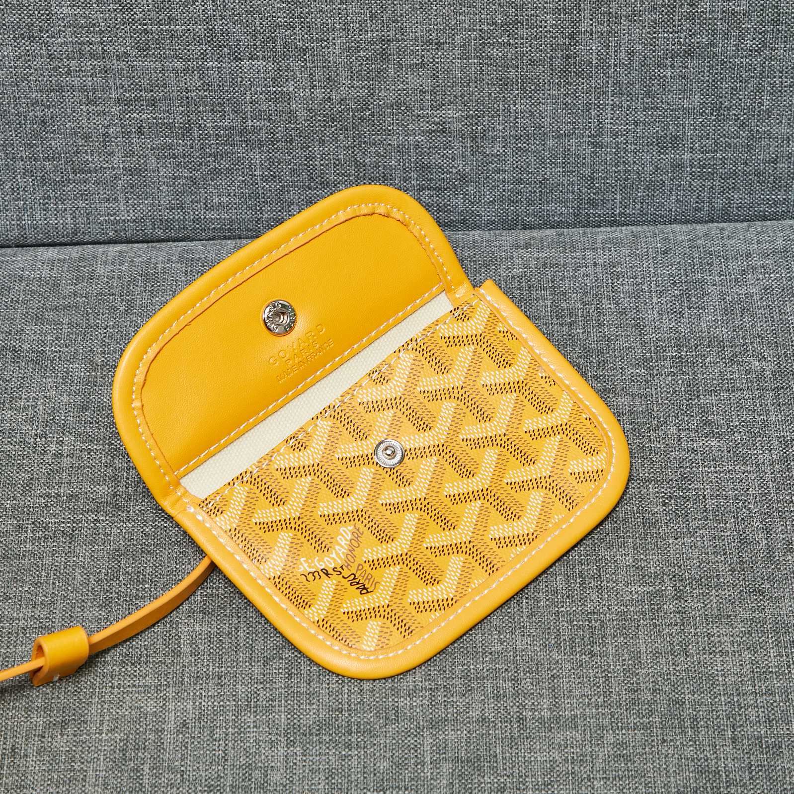 Bagsaaa G09ard Anjou Mini Bag Yellow - 20cm