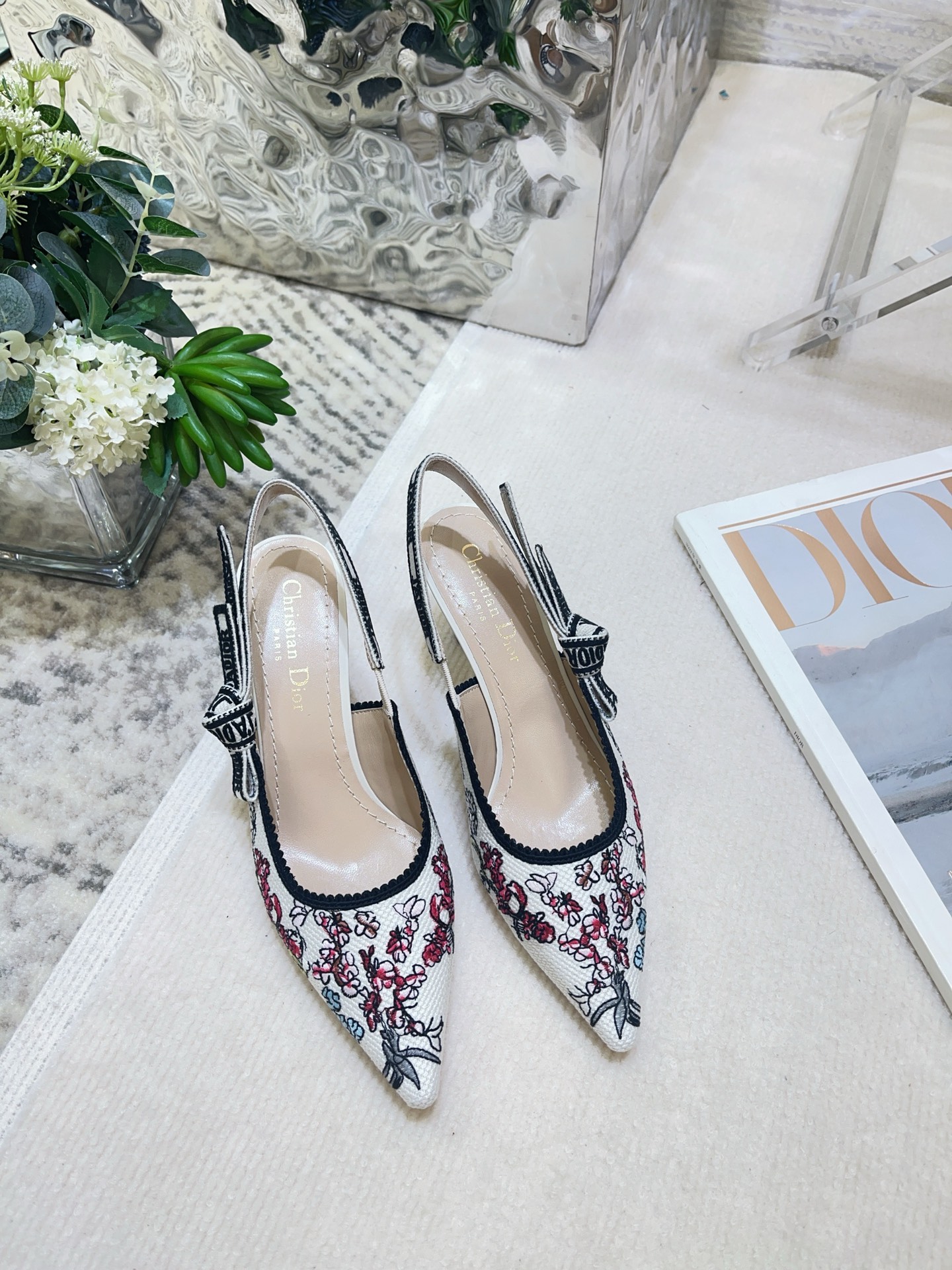 Bagsaaa J'AD10r Slingback Pump Cotton Embroidered with Nude and White Millefiori Motif