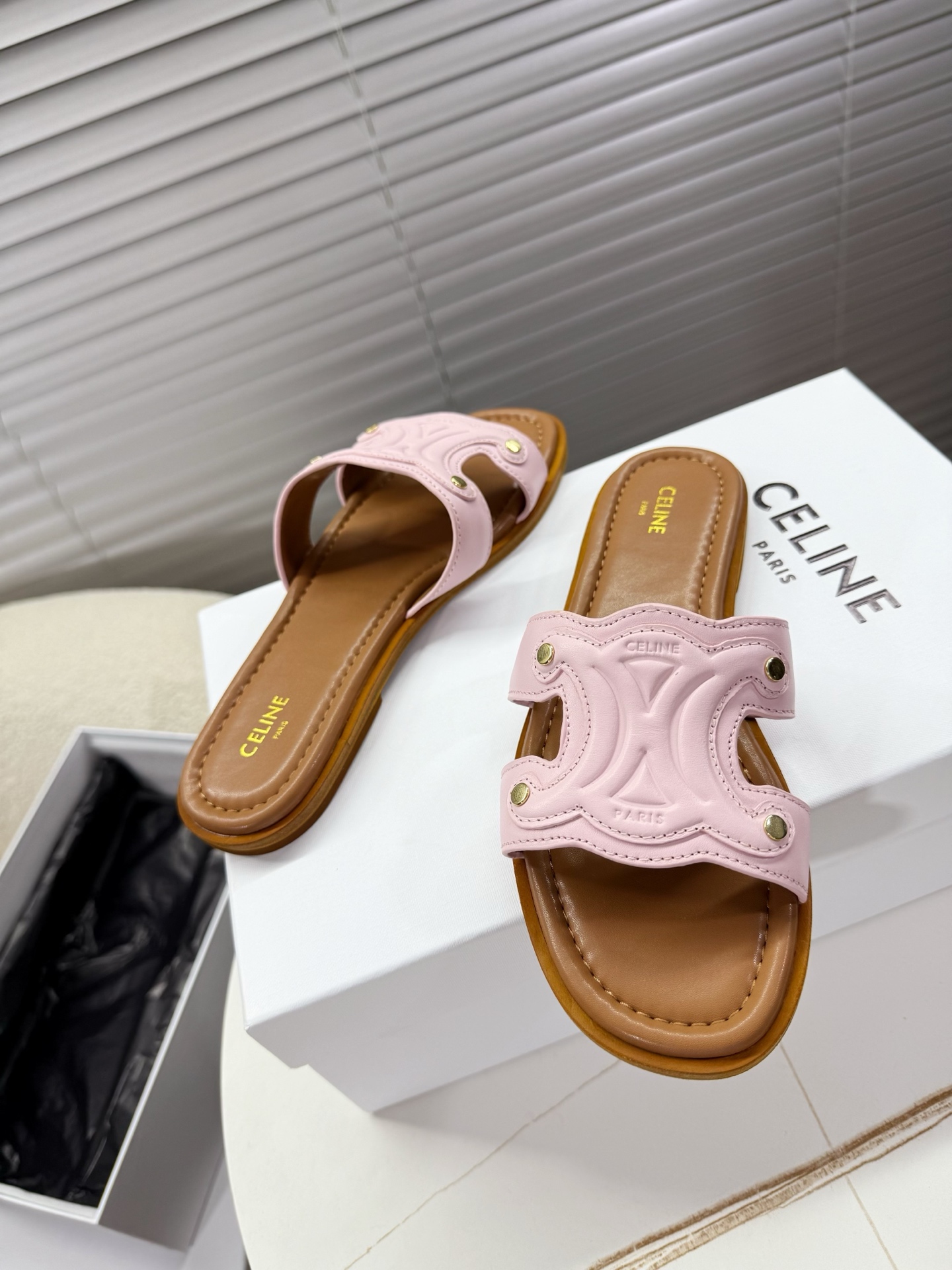 Bagsaaa Ce1i*e Marina Mule In Calfskin Pink