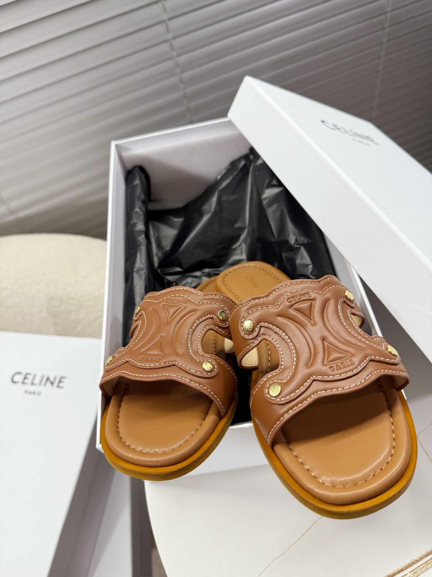 Bagsaaa Ce1i*e Marina Mule In Calfskin Brown