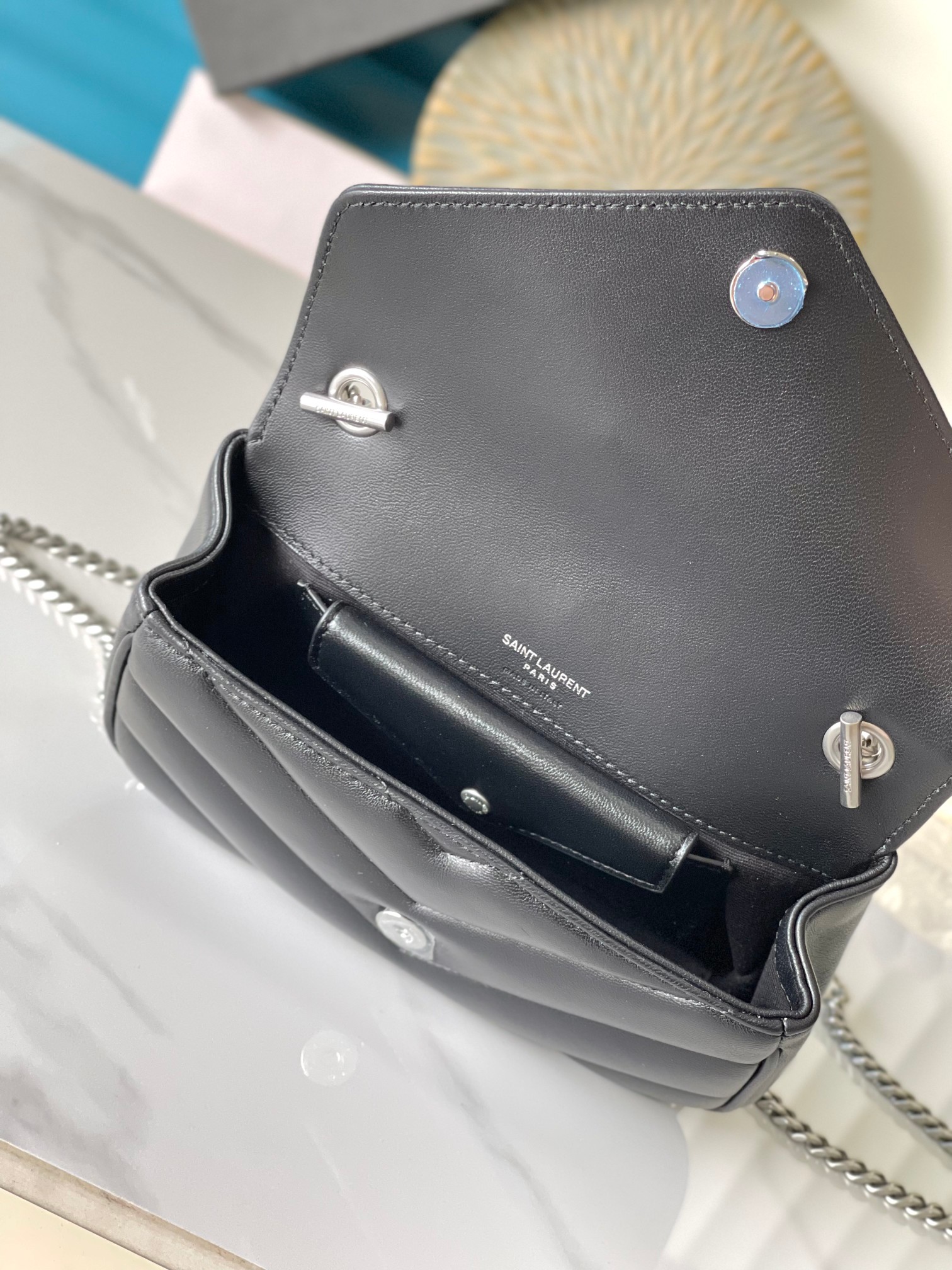 Bagsaaa Y51 Loulou Mini In Lambskin 821749 Black & silver - 20 X 12 X 5 CM