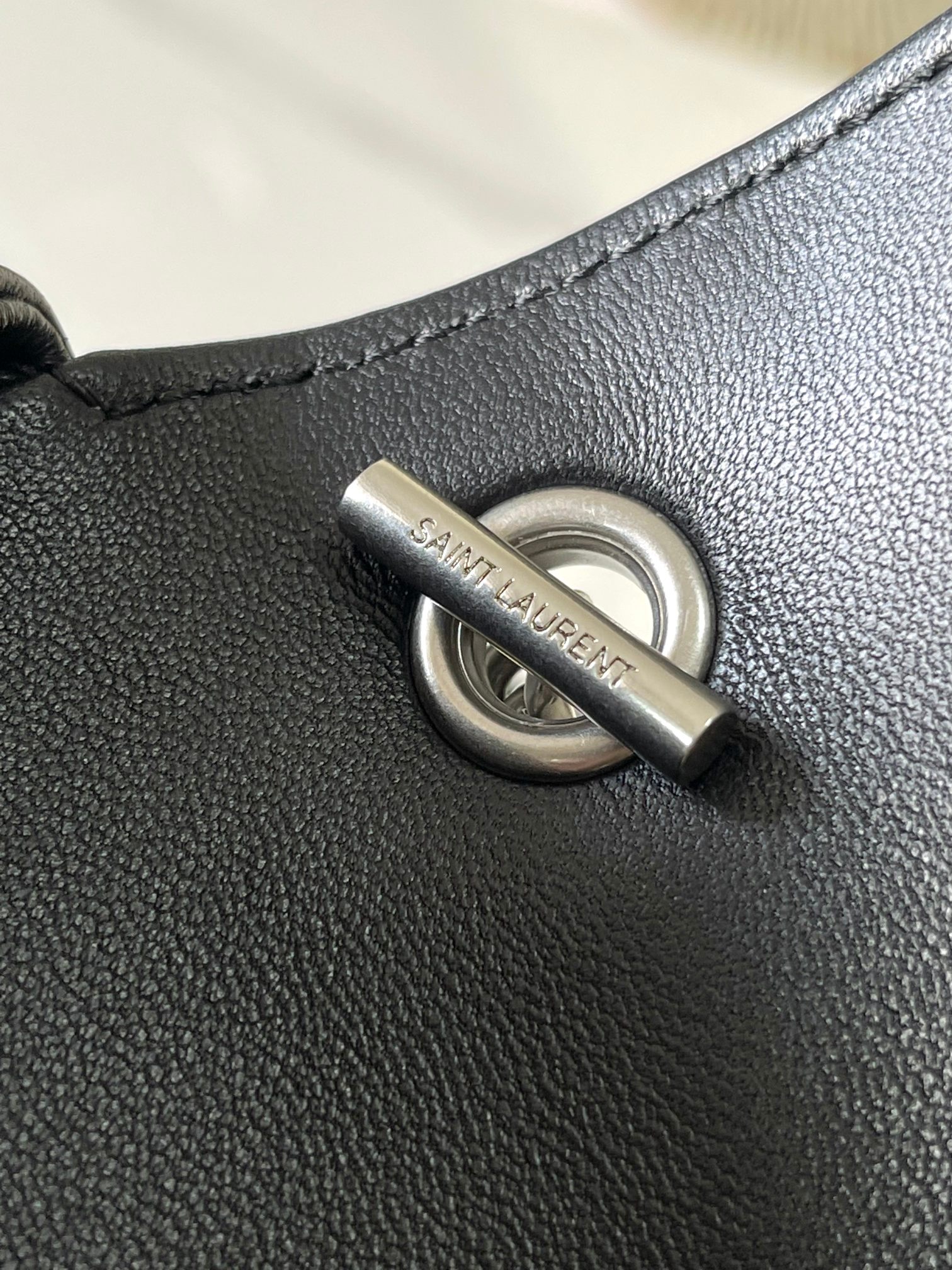 Bagsaaa Y51 Loulou Mini In Lambskin 821749 Black & silver - 20 X 12 X 5 CM