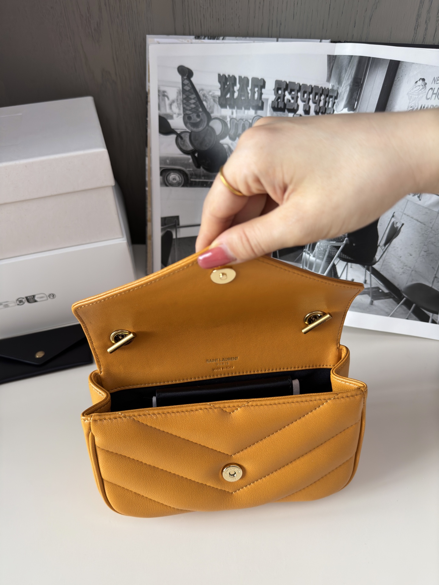 Bagsaaa Y51 Loulou Mini In Lambskin 821749 Caramel - 20 X 12 X 5 CM