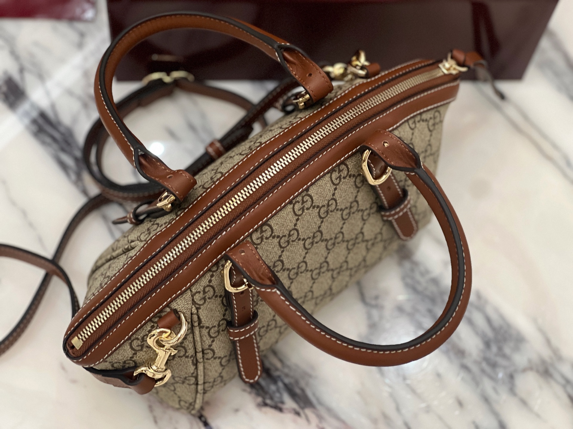 Bagsaaa Gvc*1 GG Emblem small top handle bag 839005 beige & brown - 31cm
