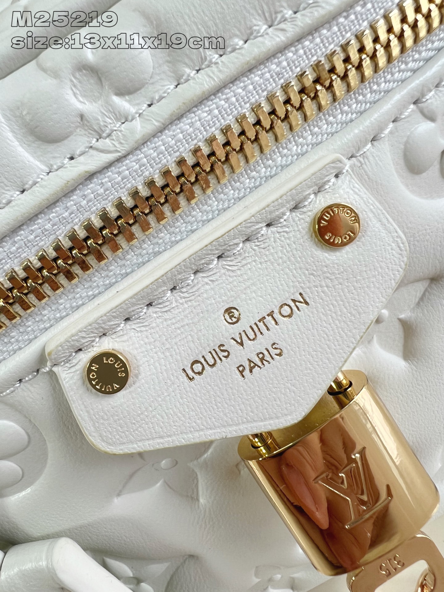 Bagsaaa LV M25219 Vanity PM Bag Cream - 19cm