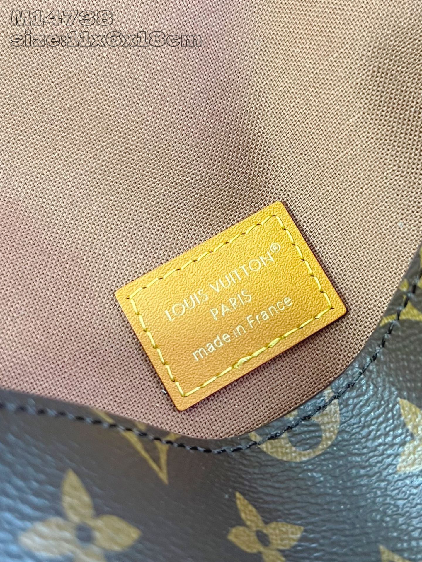 Bagsaaa LV M14738 Steamer Wearable Wallet - 18cm